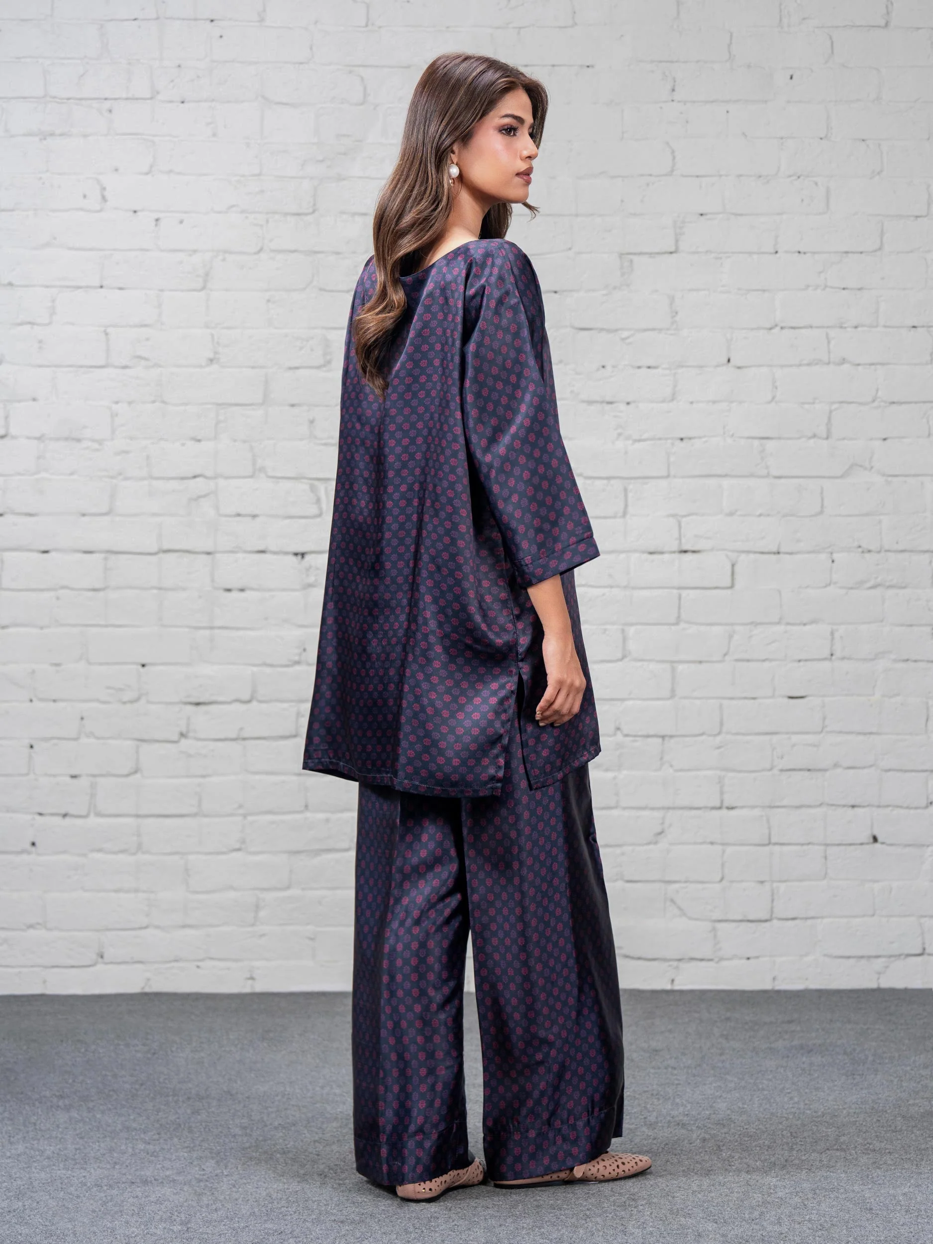 2 Piece Silk Suit (Pret) - Image 3