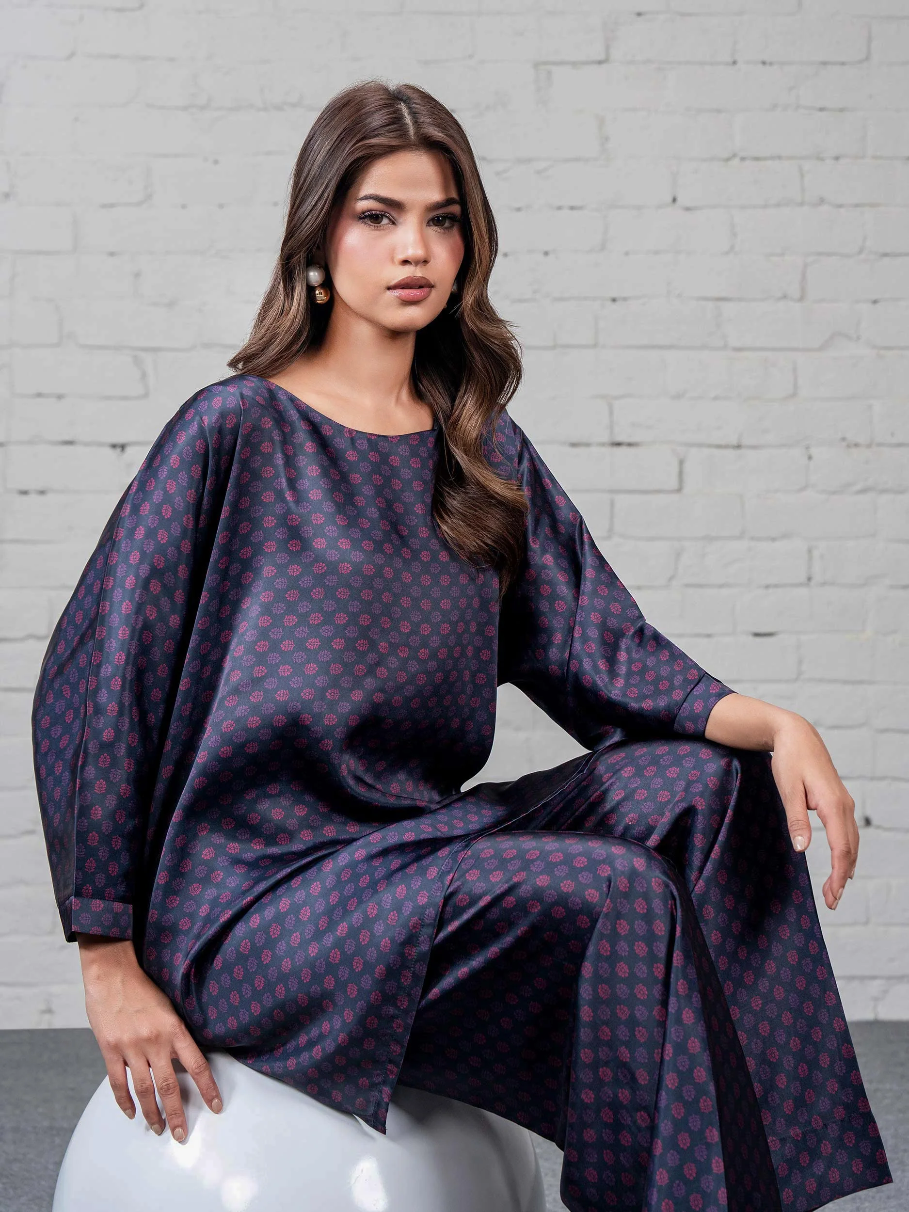 2 Piece Silk Suit (Pret) - Image 6