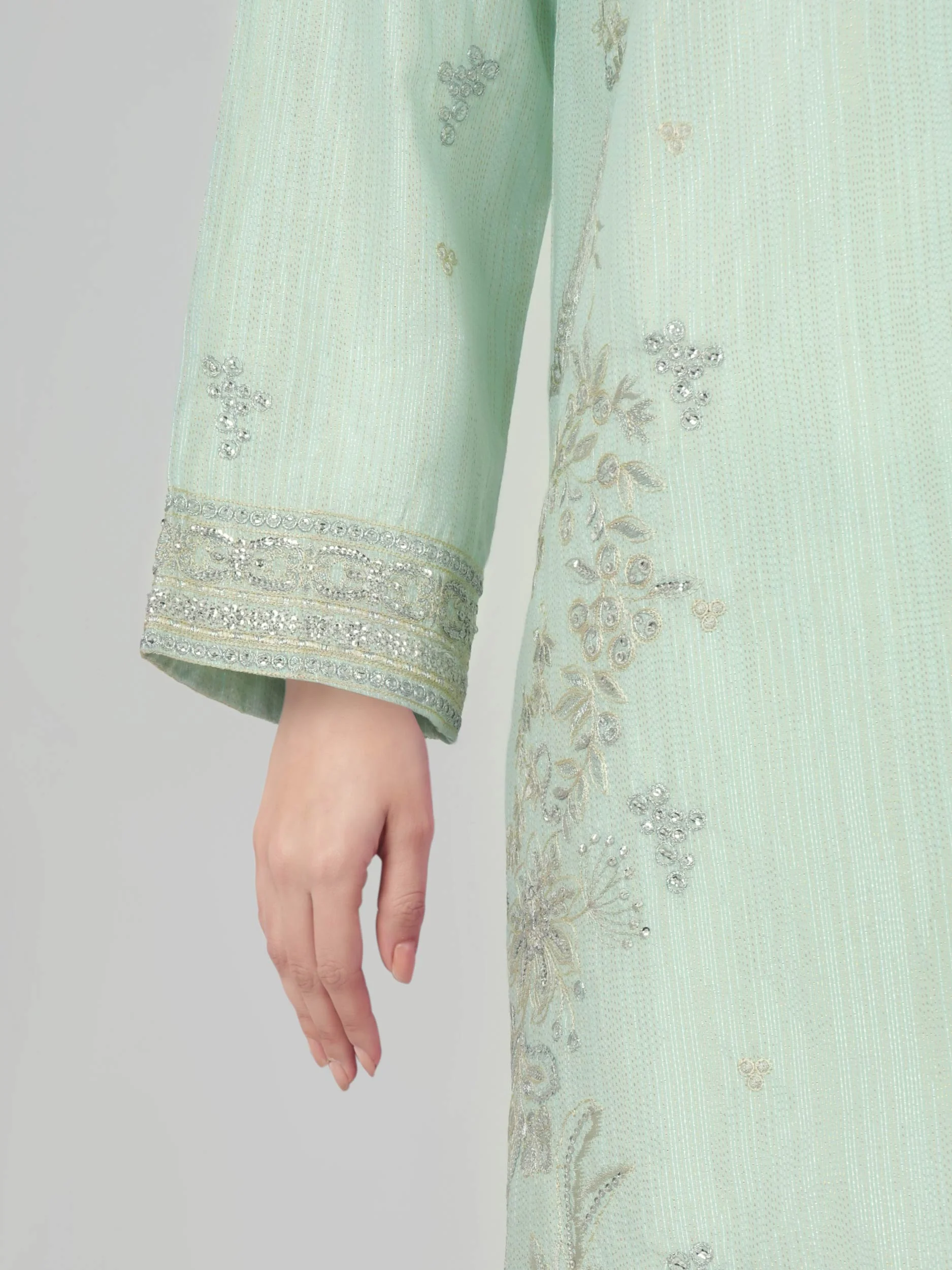 3 Piece Lawn Missouri Suit- Embroidered (Pret) - Image 5