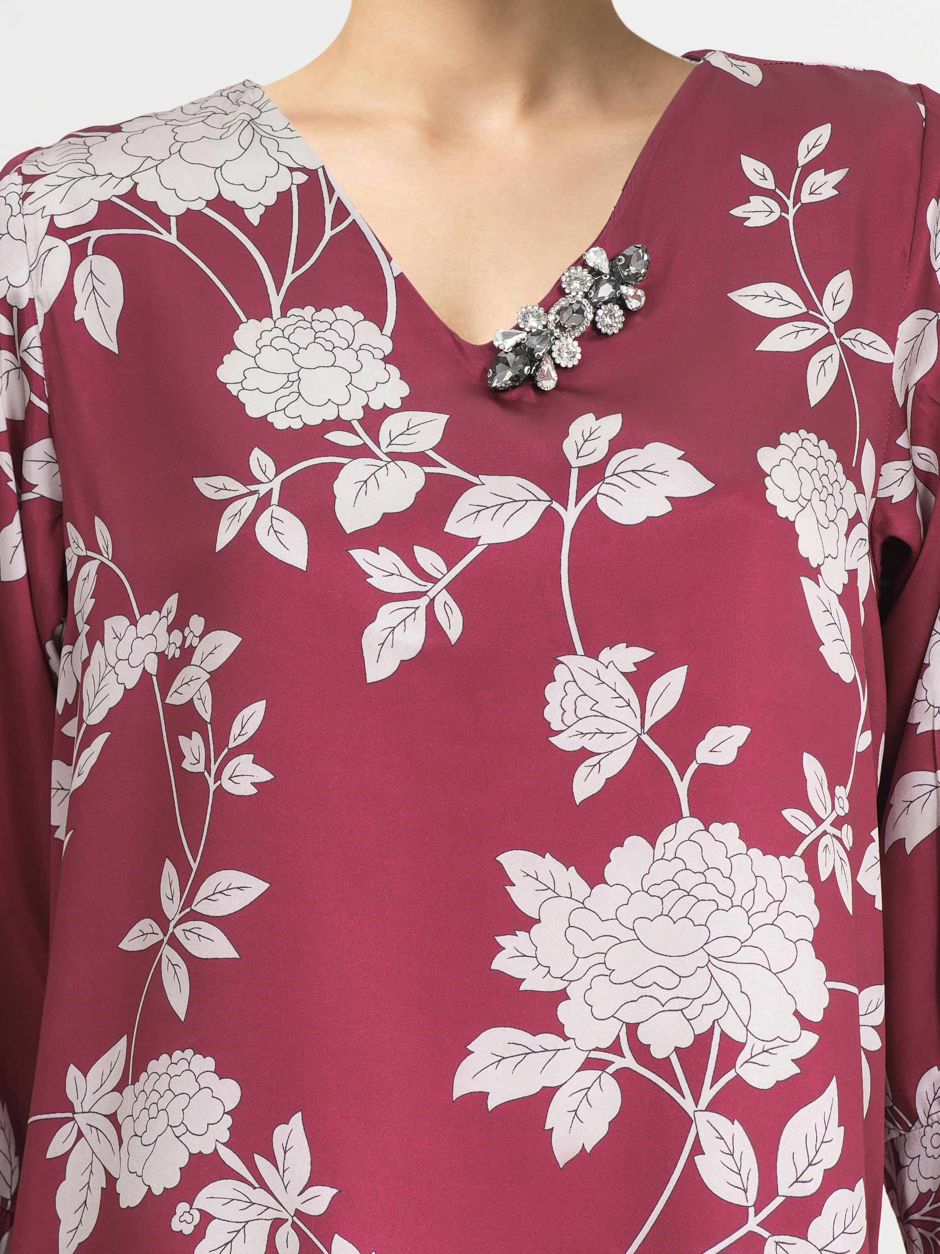 2 Piece Silk Suit- Embellished (Pret) - Image 3