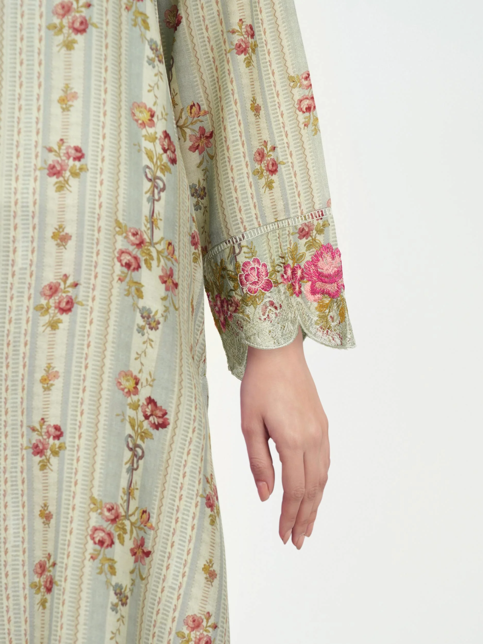2 Piece Viscose Suit- Embroidered (Pret) - Image 5
