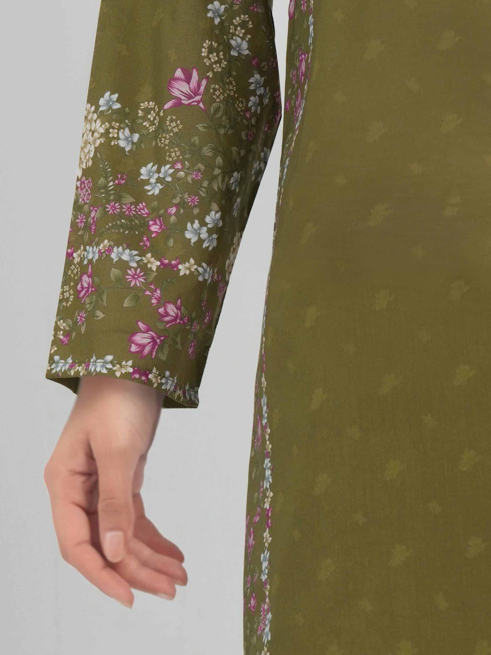 2 Piece Lawn Suit- Embroidered (Pret) - Image 5