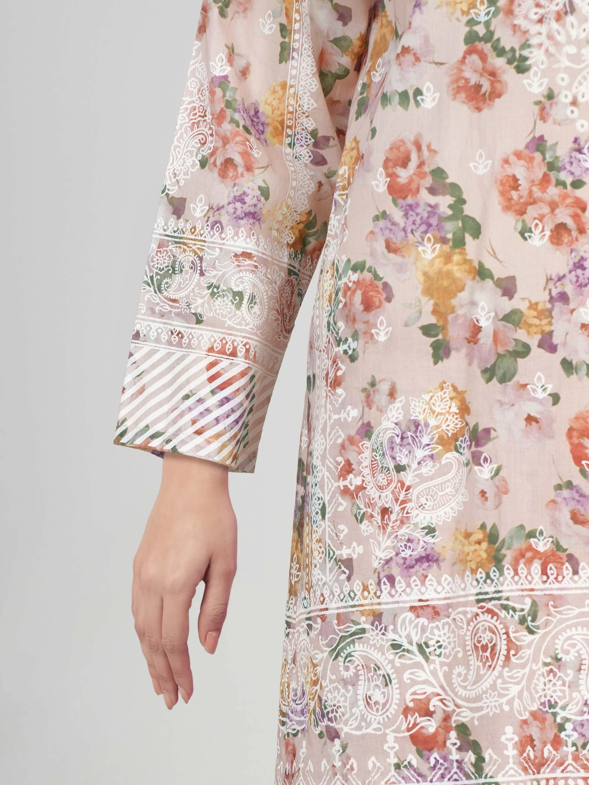 3 Piece Lawn Suit- Embroidered (Pret) - Image 6