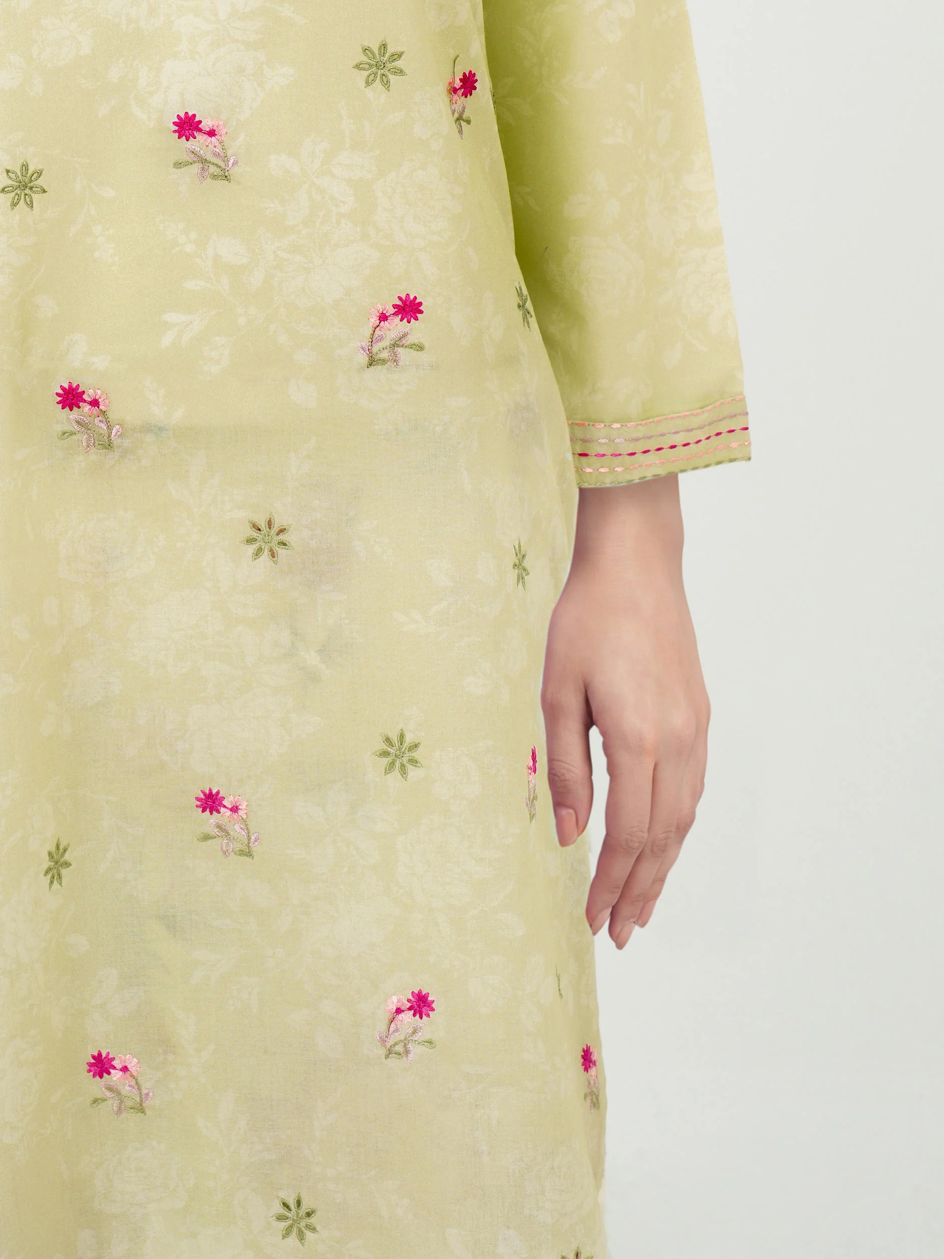 2 Piece Lawn Suit- Embroidered (Pret) - Image 5