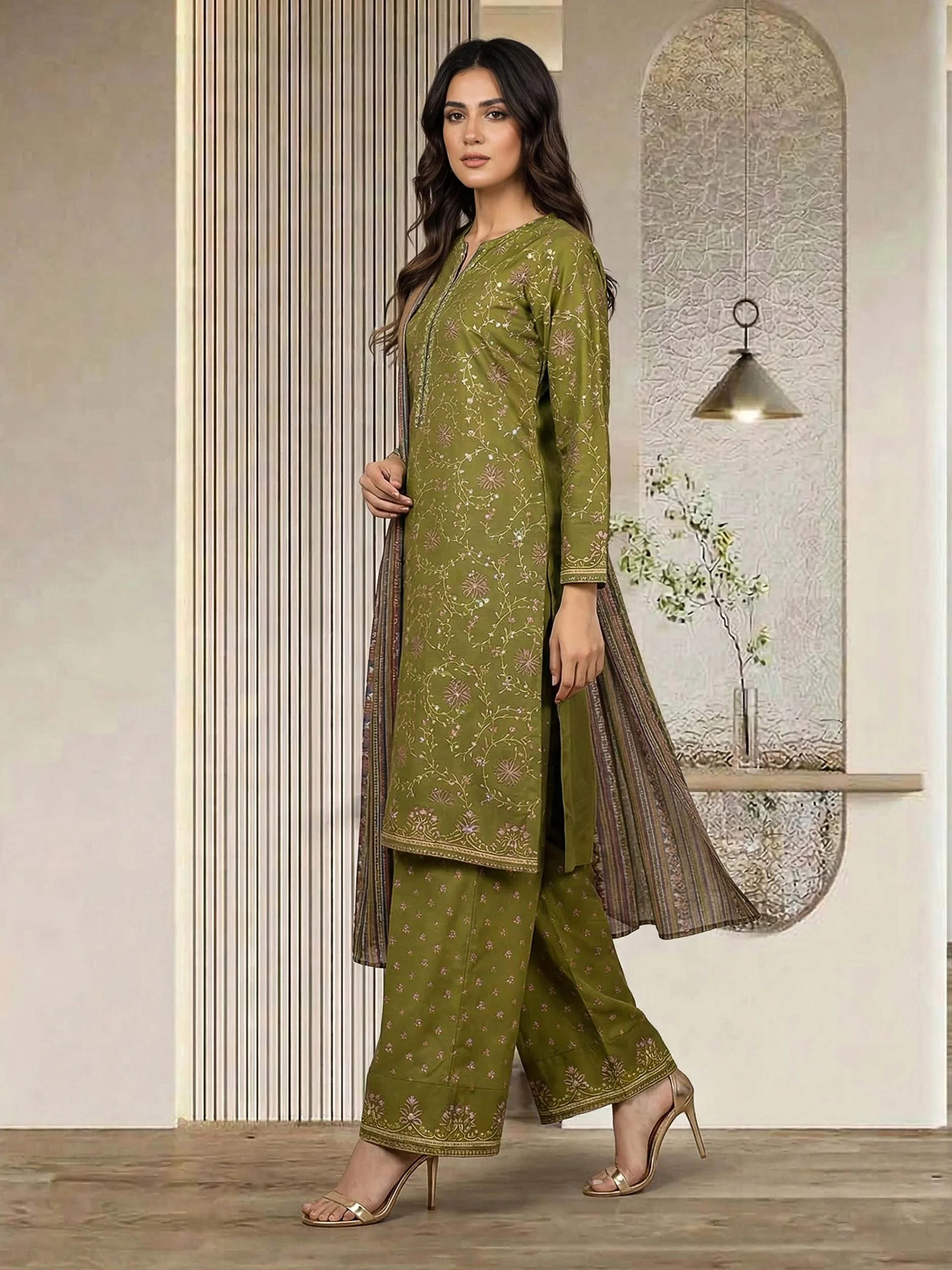 3 Piece Lawn Suit- Embroidered (Pret) - Image 2