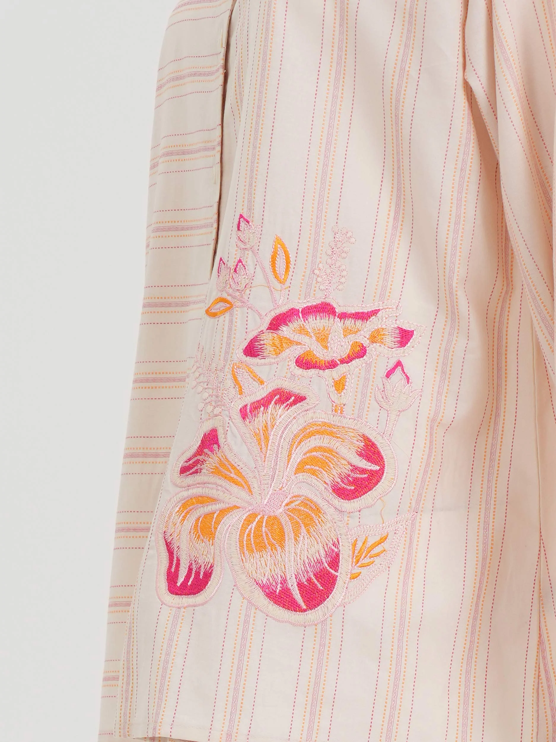 Yarn Dyed Kurti- Embroidered (Pret) - Image 3