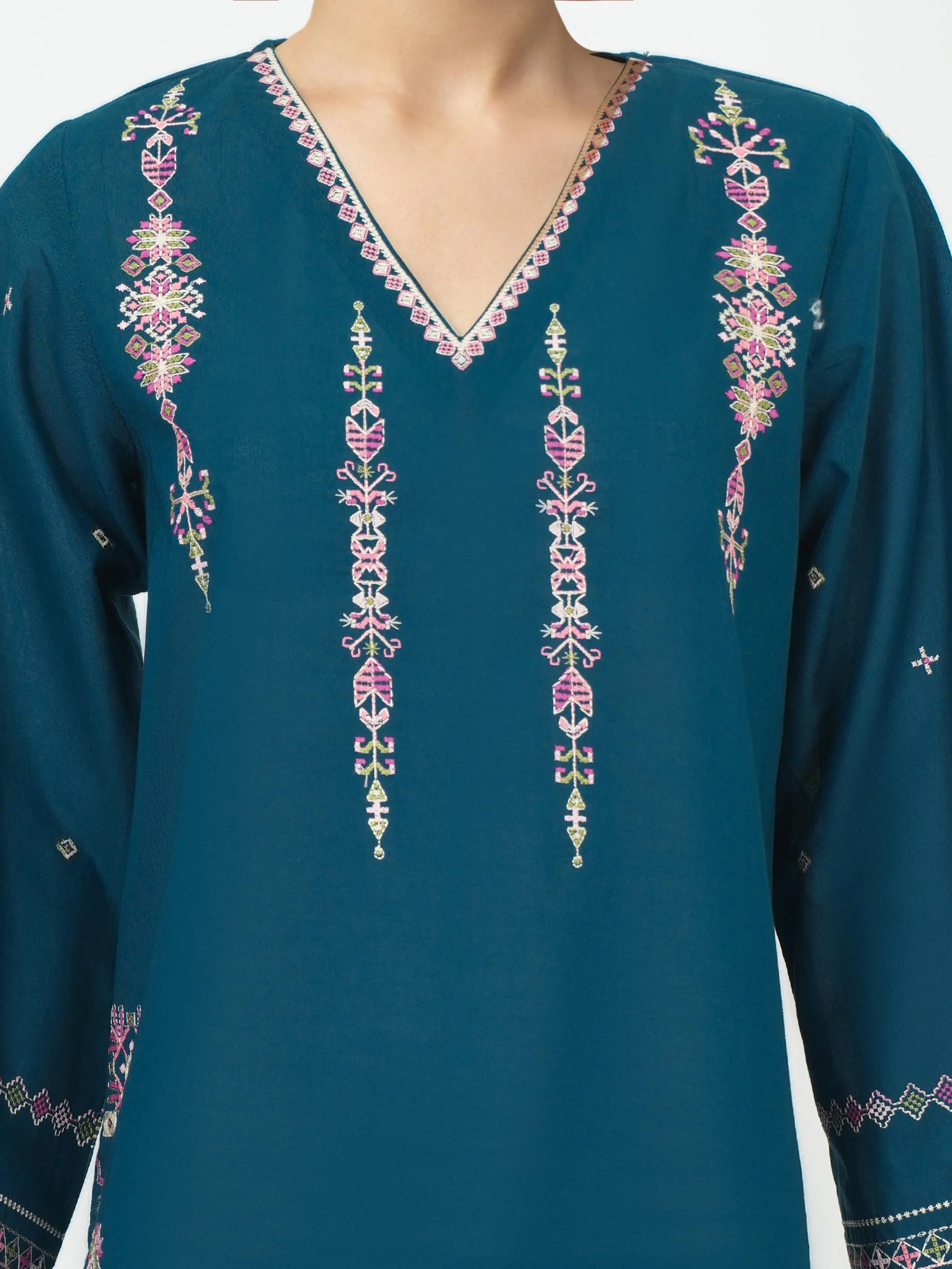 Lawn Kurti- Embroidered (Pret) - Image 4