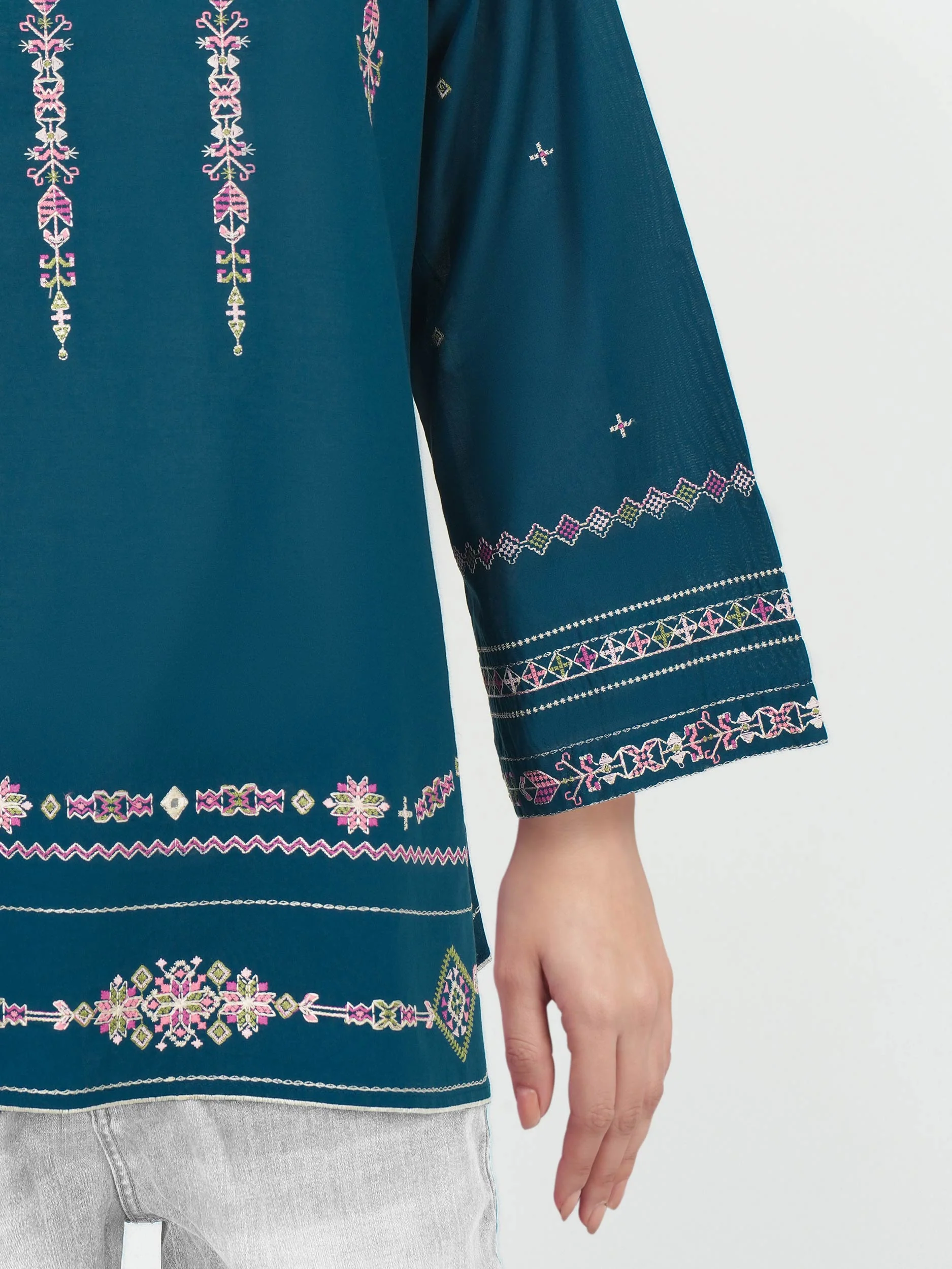 Lawn Kurti- Embroidered (Pret) - Image 5