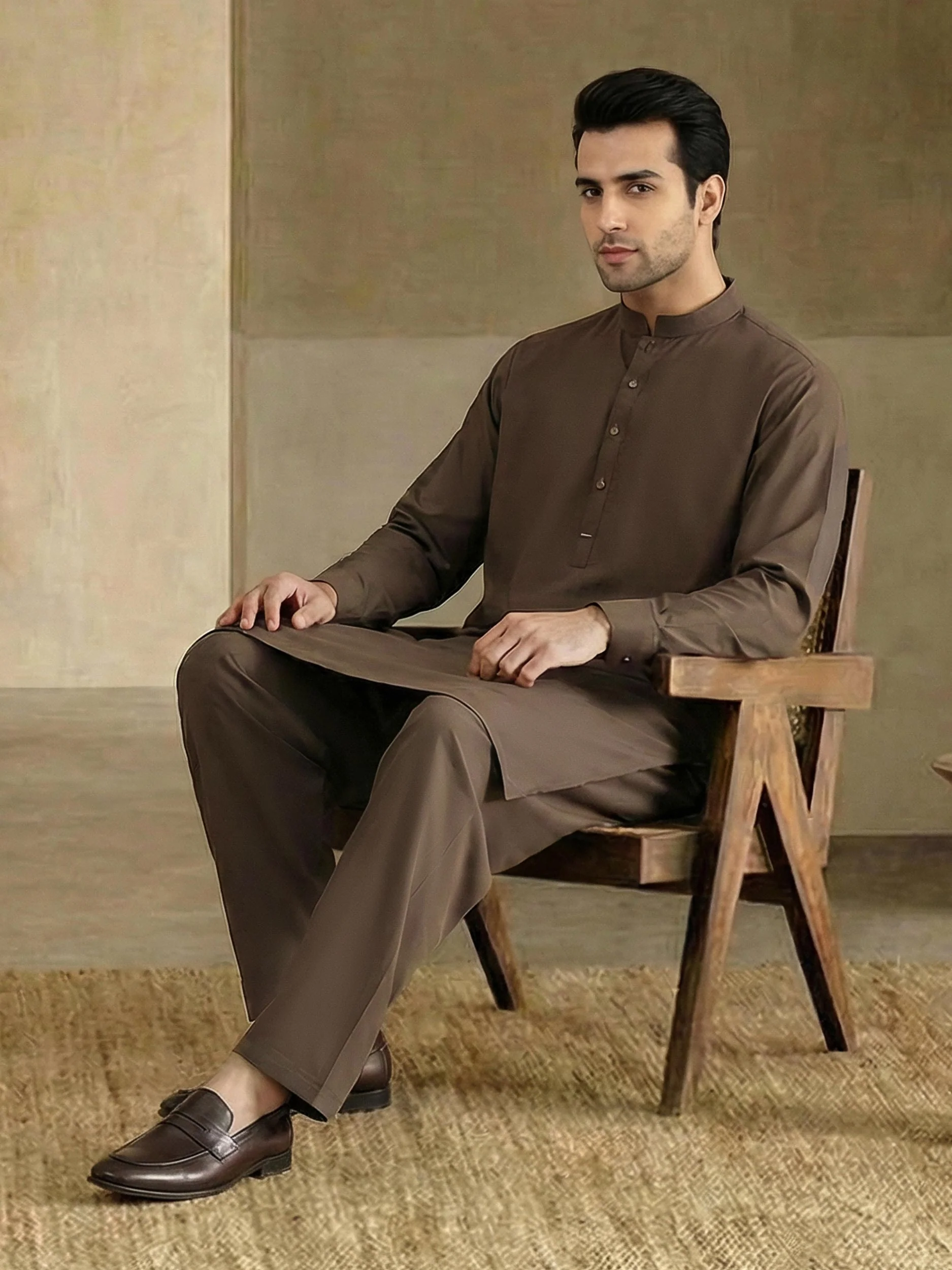 Dobby Suit - Image 4
