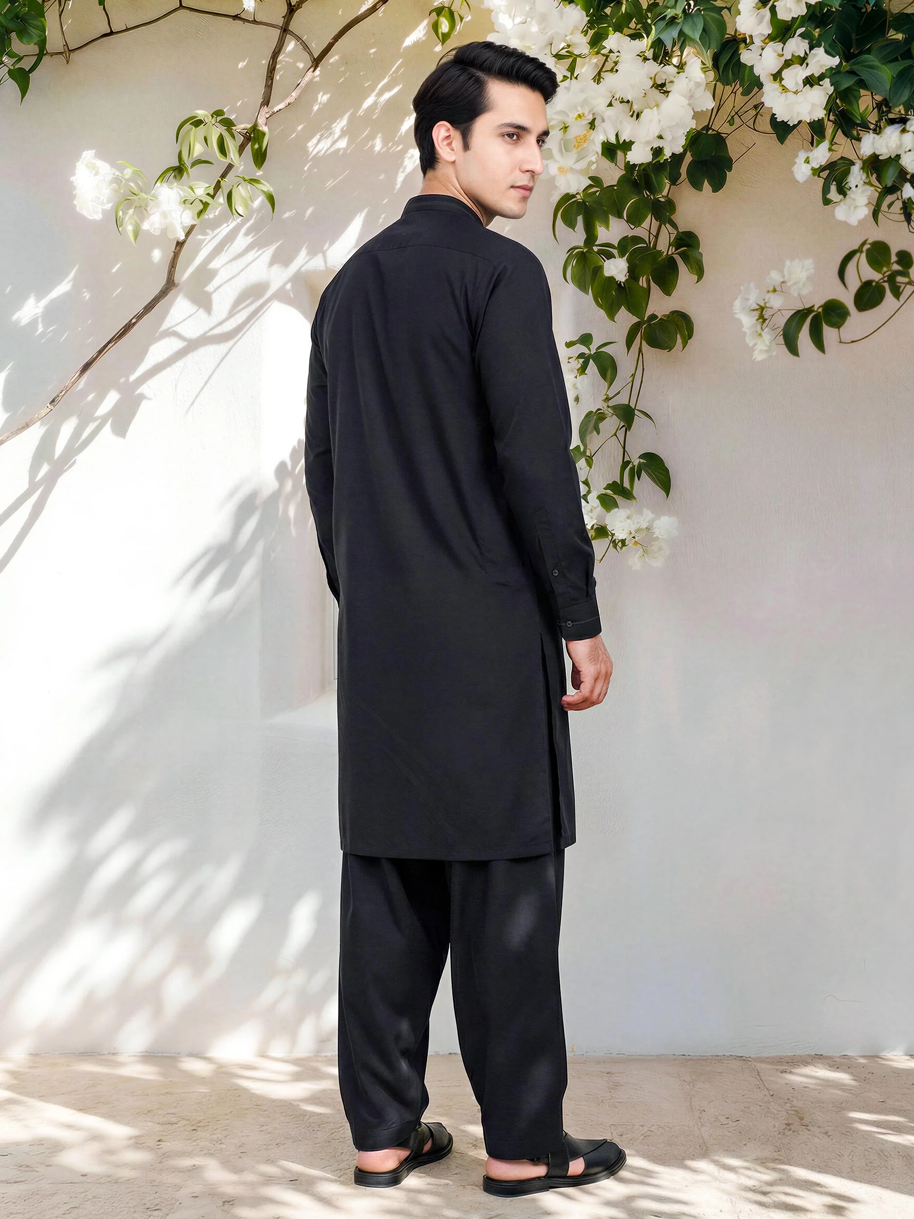 Dobby Suit - Image 3
