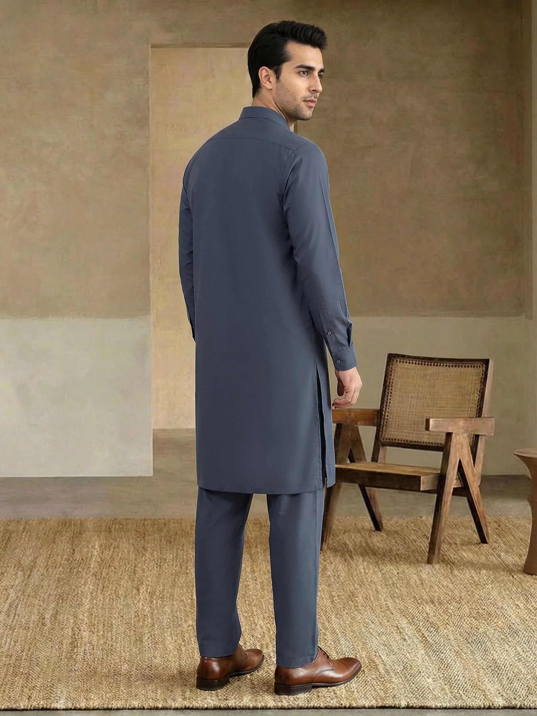 Dobby Suit - Image 3