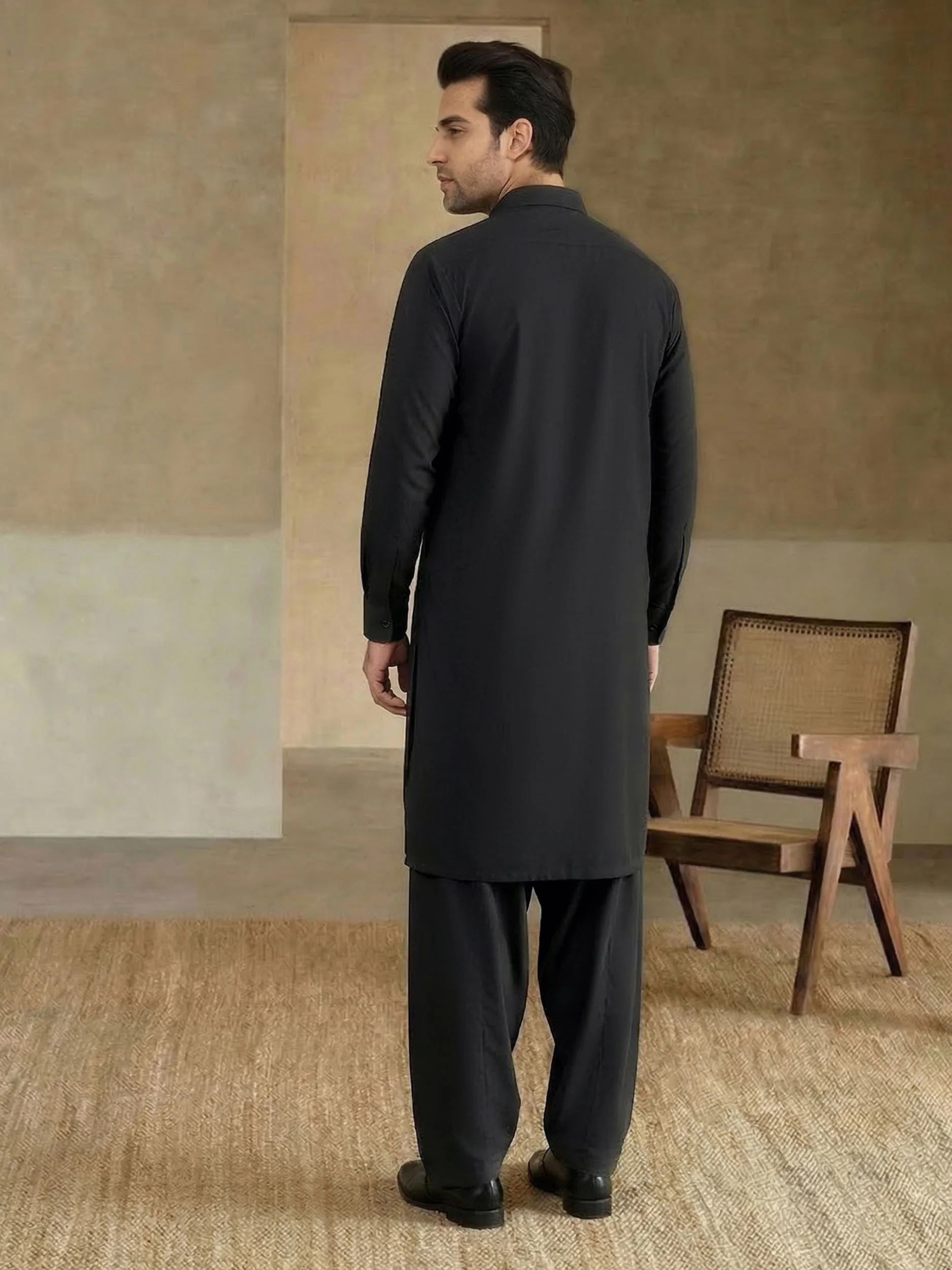 Dobby Suit - Image 3
