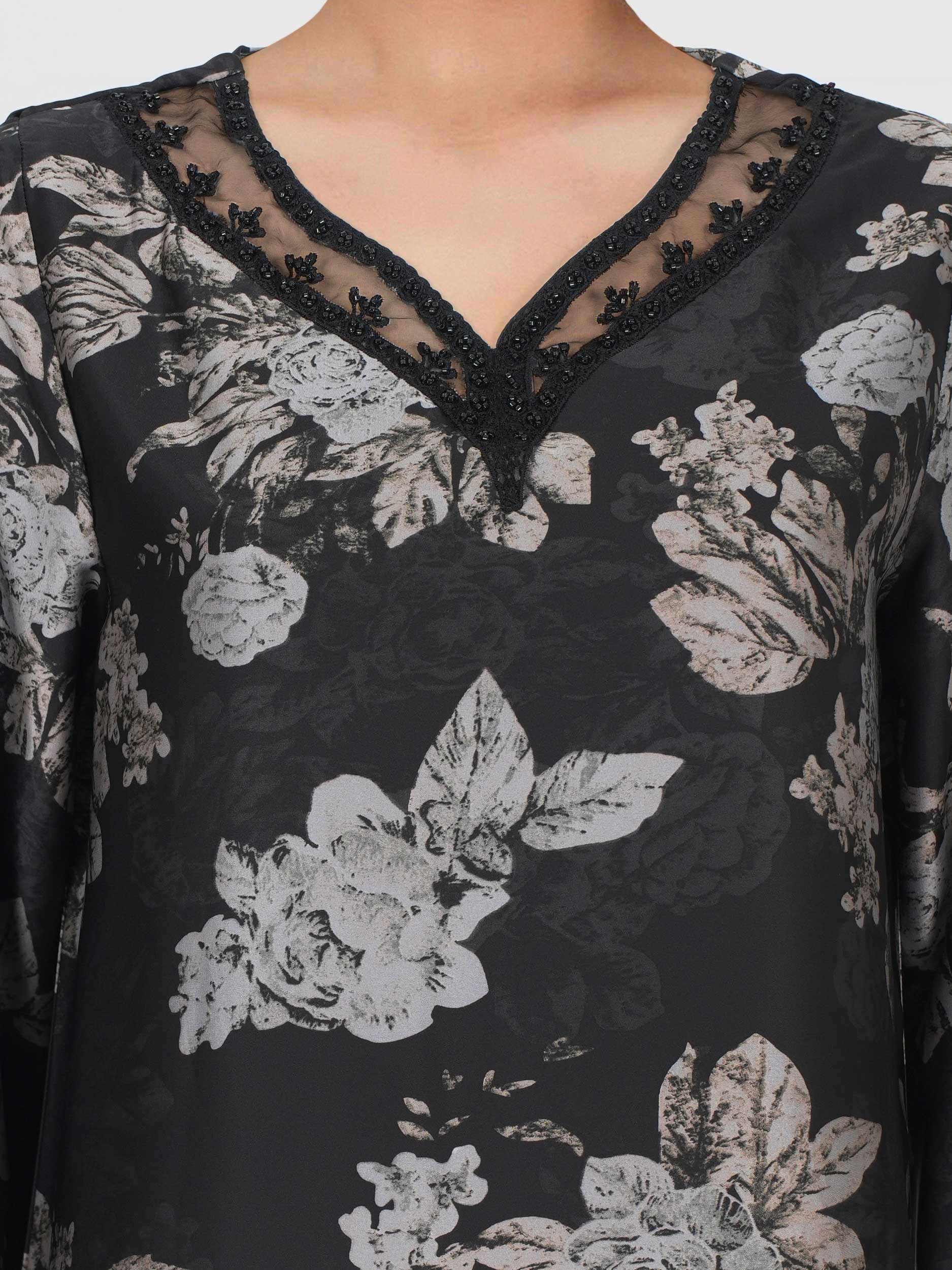 2 Piece Silk Suit- Embroidered (Pret) - Image 4