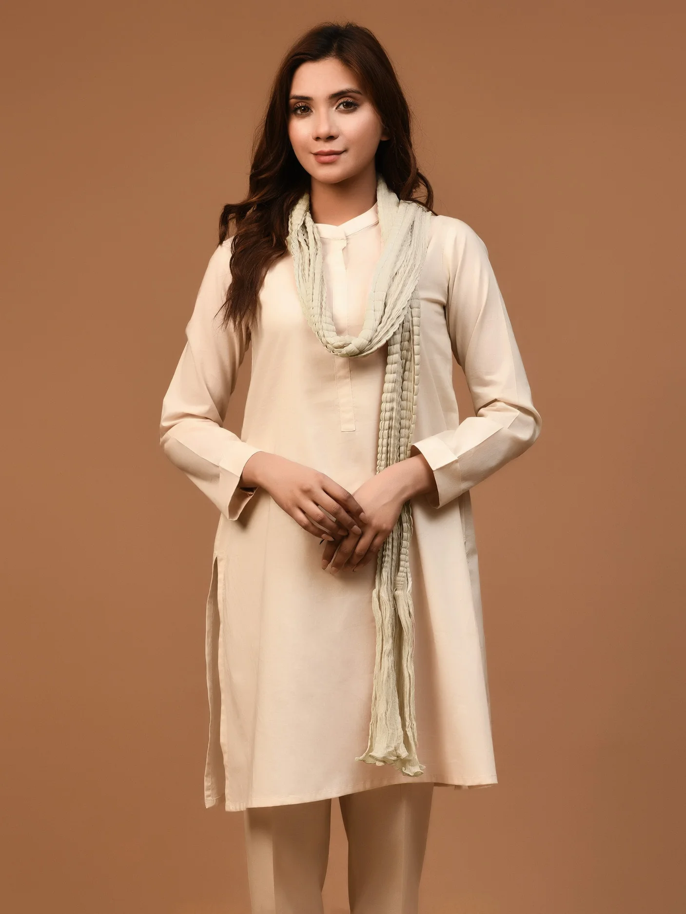 Crushed Dupatta - Lemon Yellow - Image 3