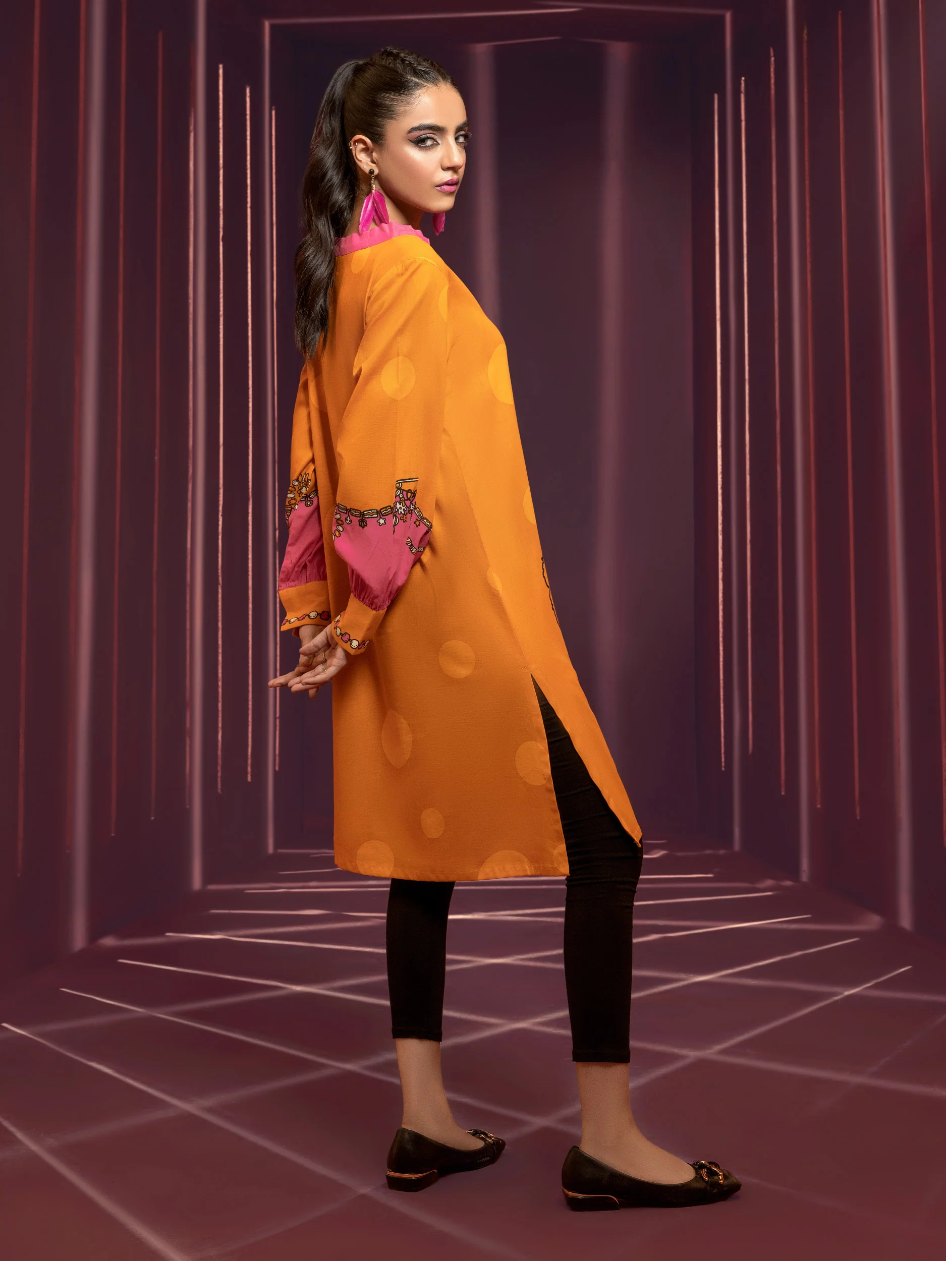 Khaddar Shirt-Printed(Unstitched) - Image 4