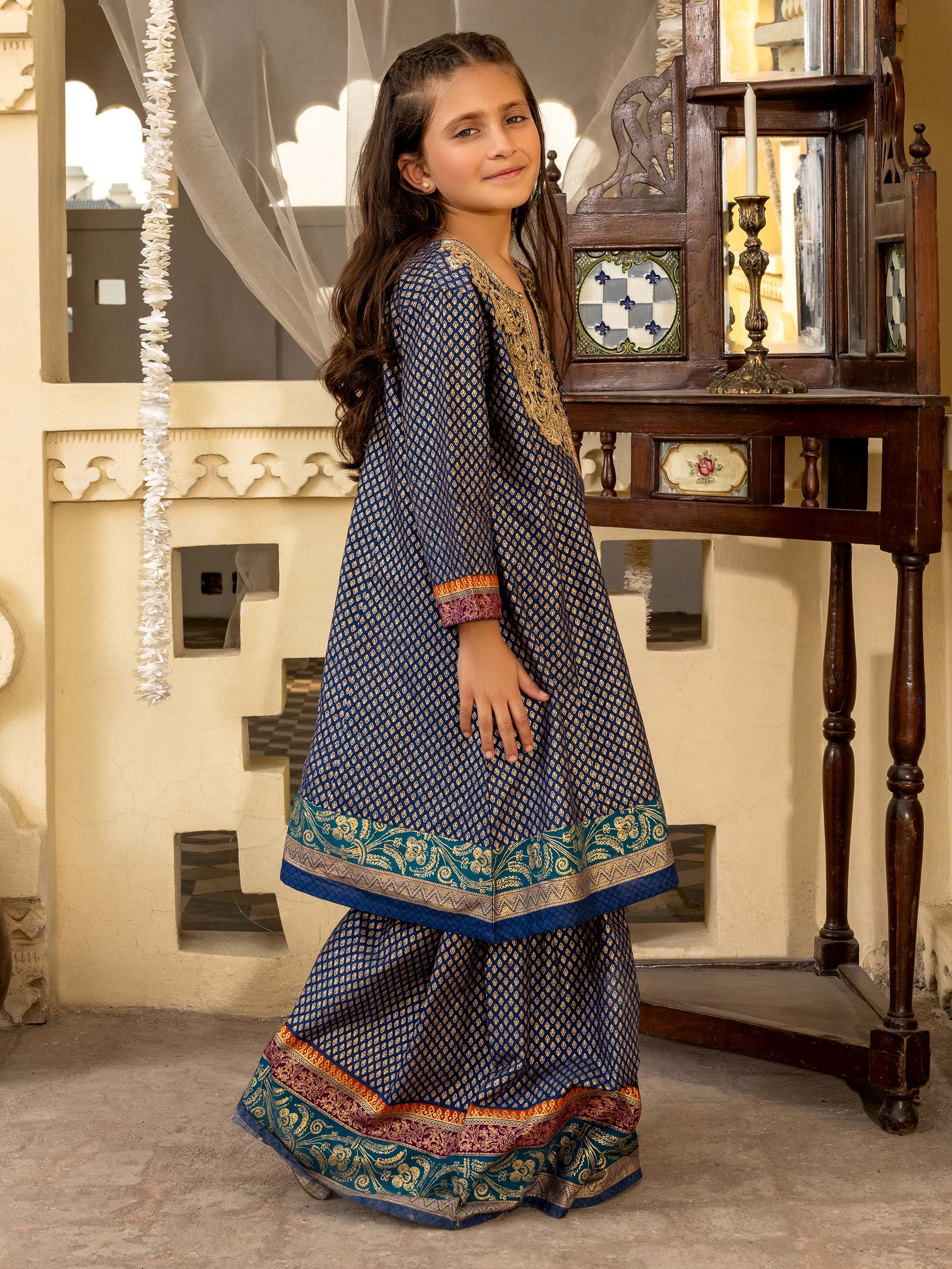 2 Piece lawn Suit- Embroidered - Image 4