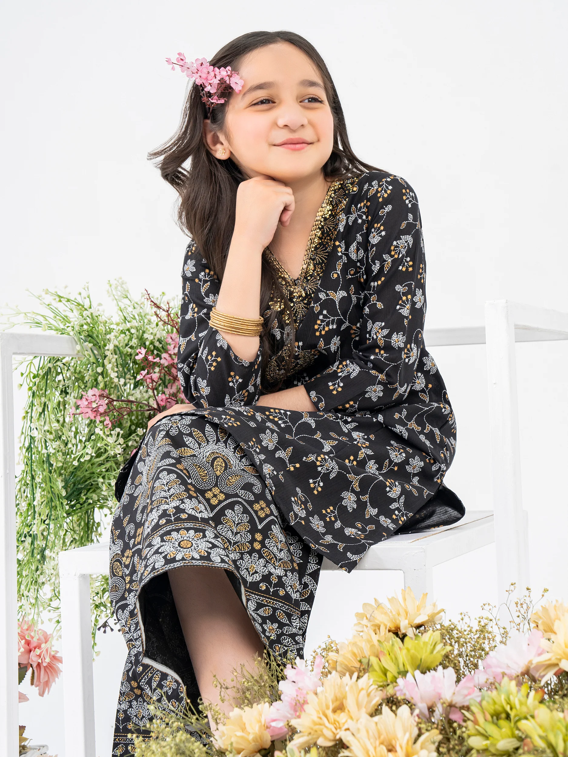 2 Piece Lawn Suit-Embroidered - Image 2