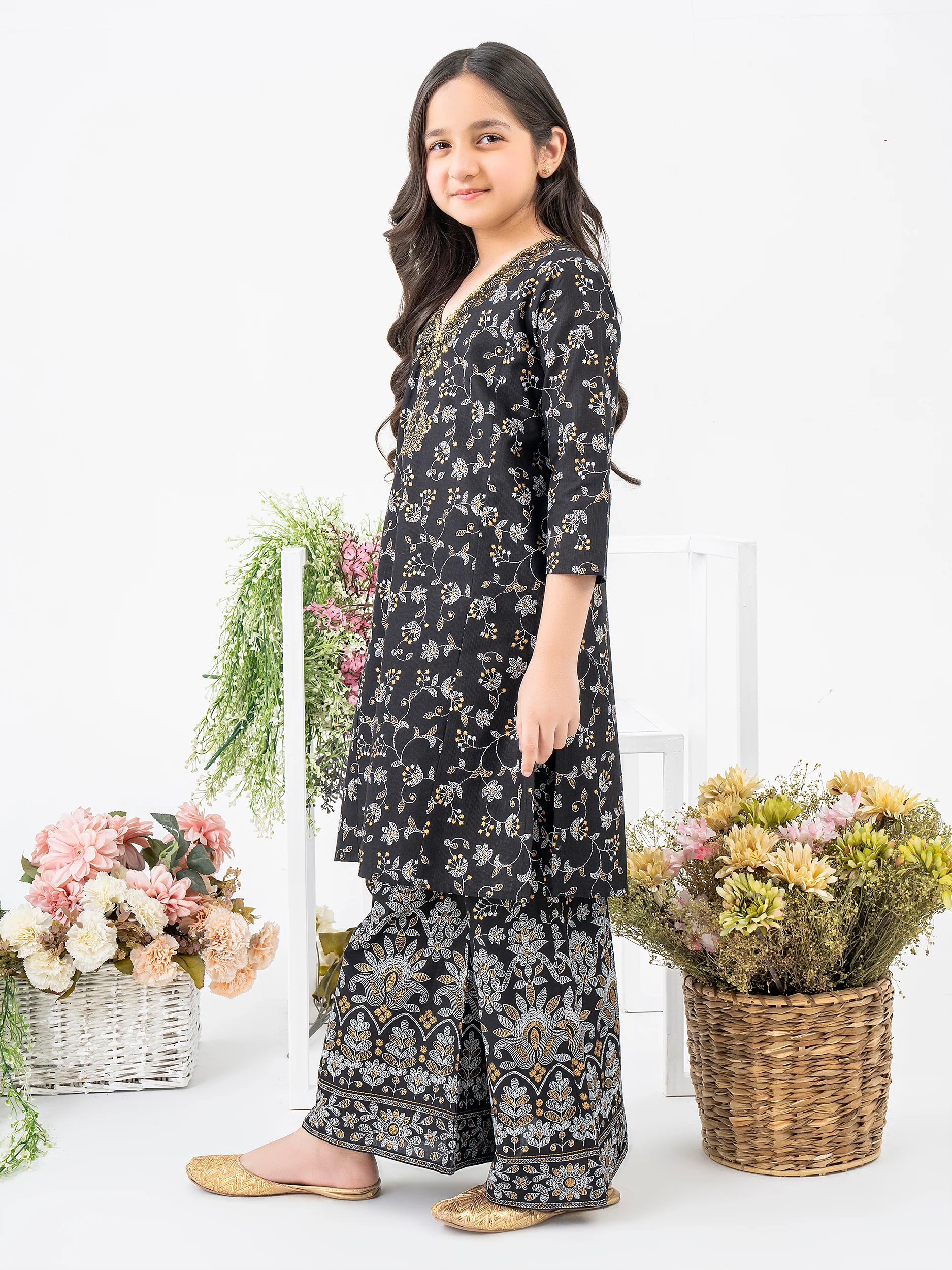 2 Piece Lawn Suit-Embroidered - Image 3