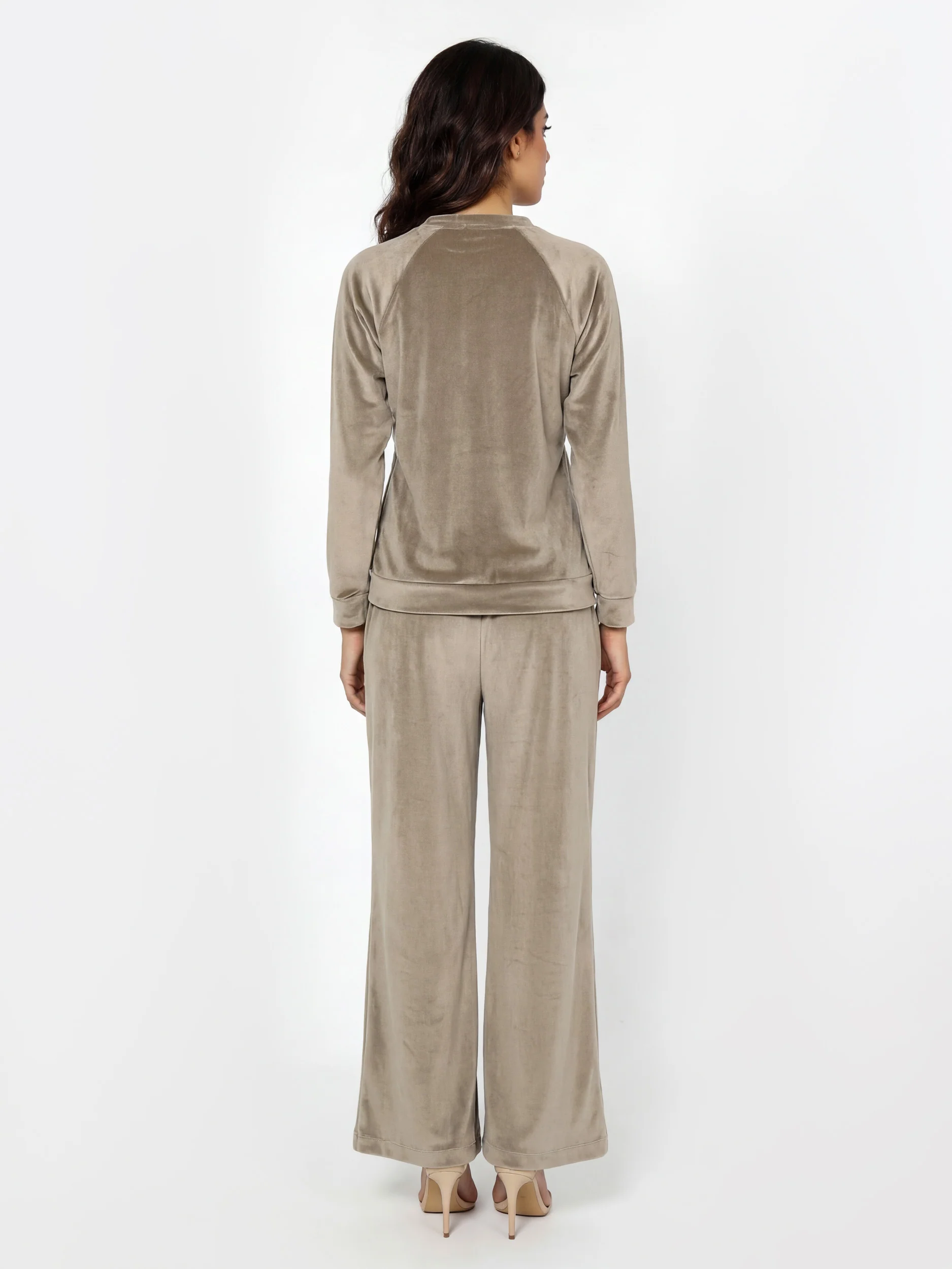 Velour Co-ord set- Embellished - Image 2
