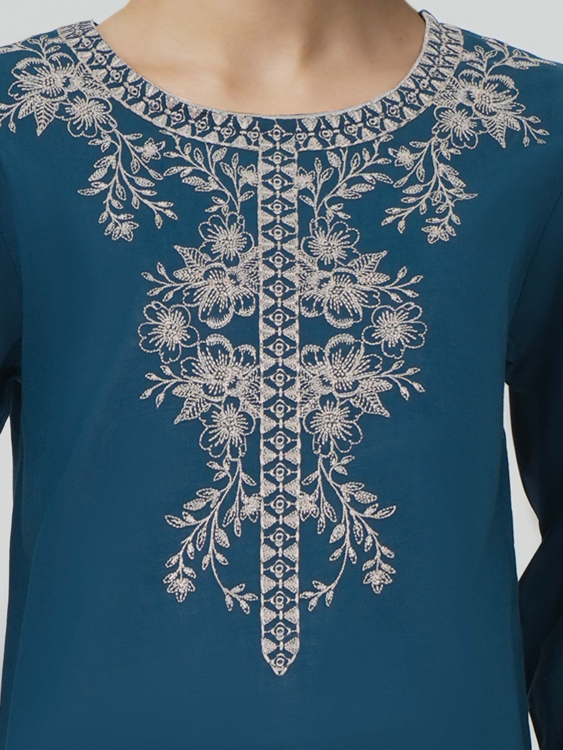 2 Piece Cambric Suit- Embroidered (Pret) - Image 4