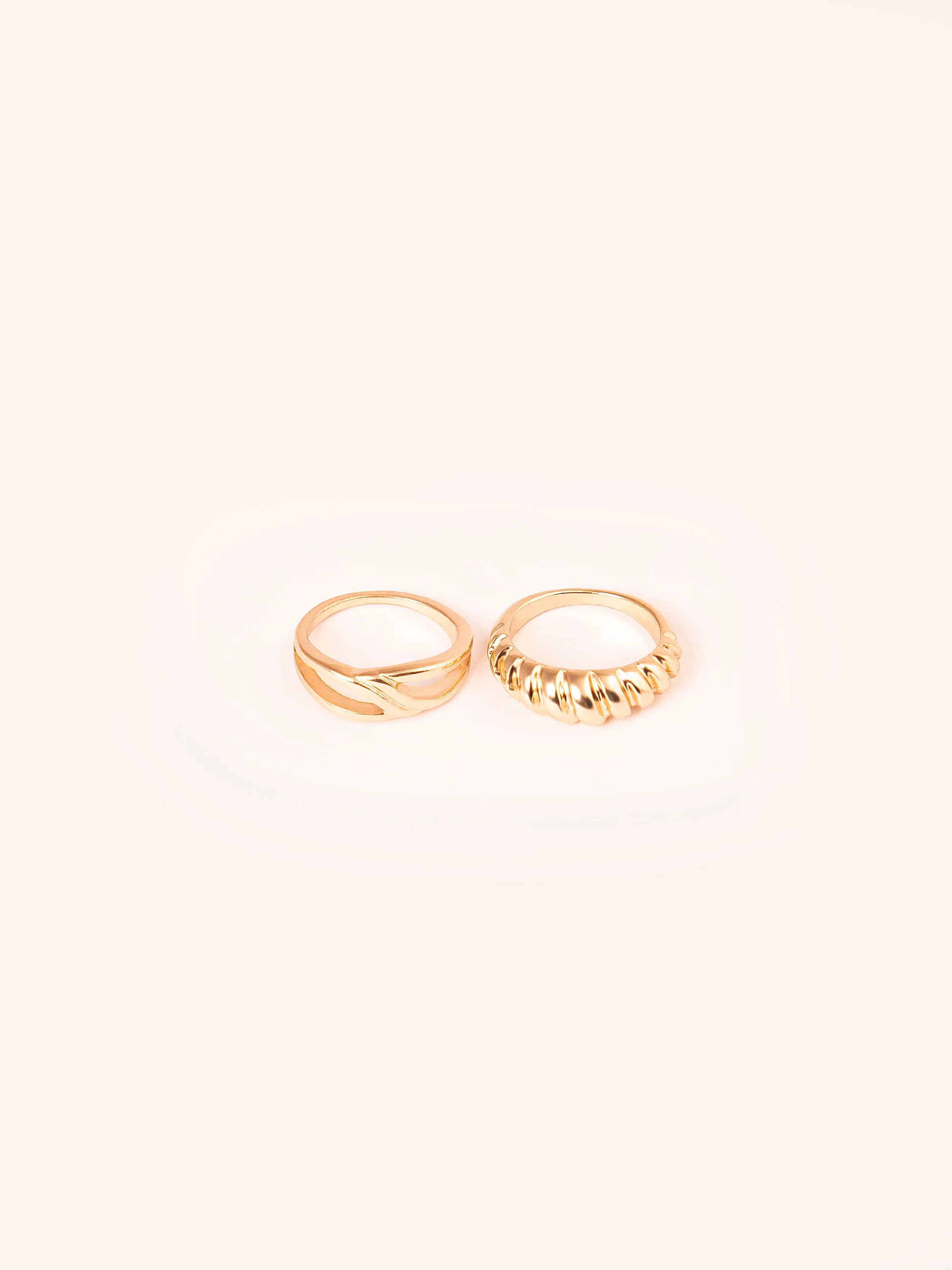 Golden Ring Set - Image 3