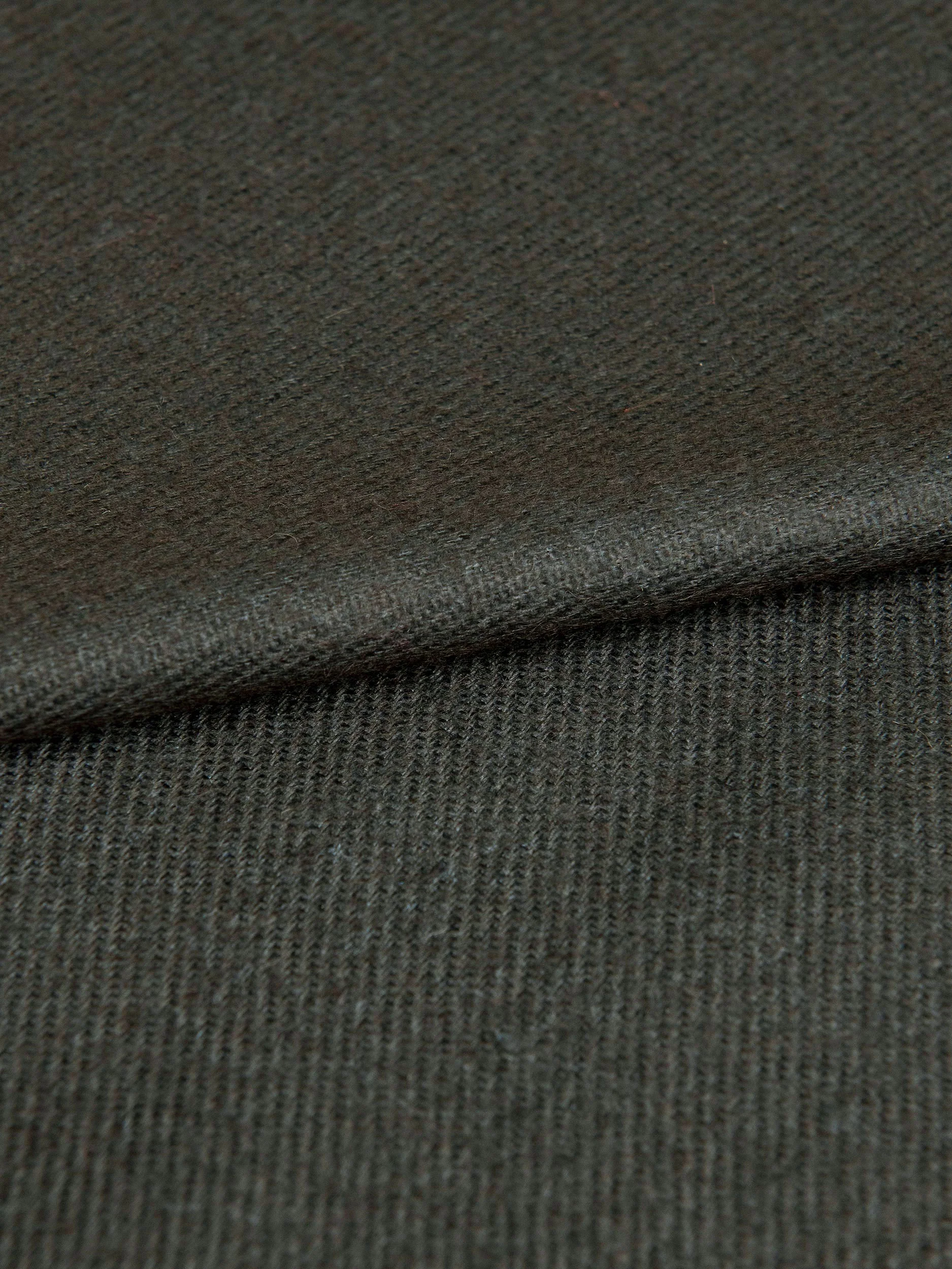 Two Tone Woolen Shawl - Image 4