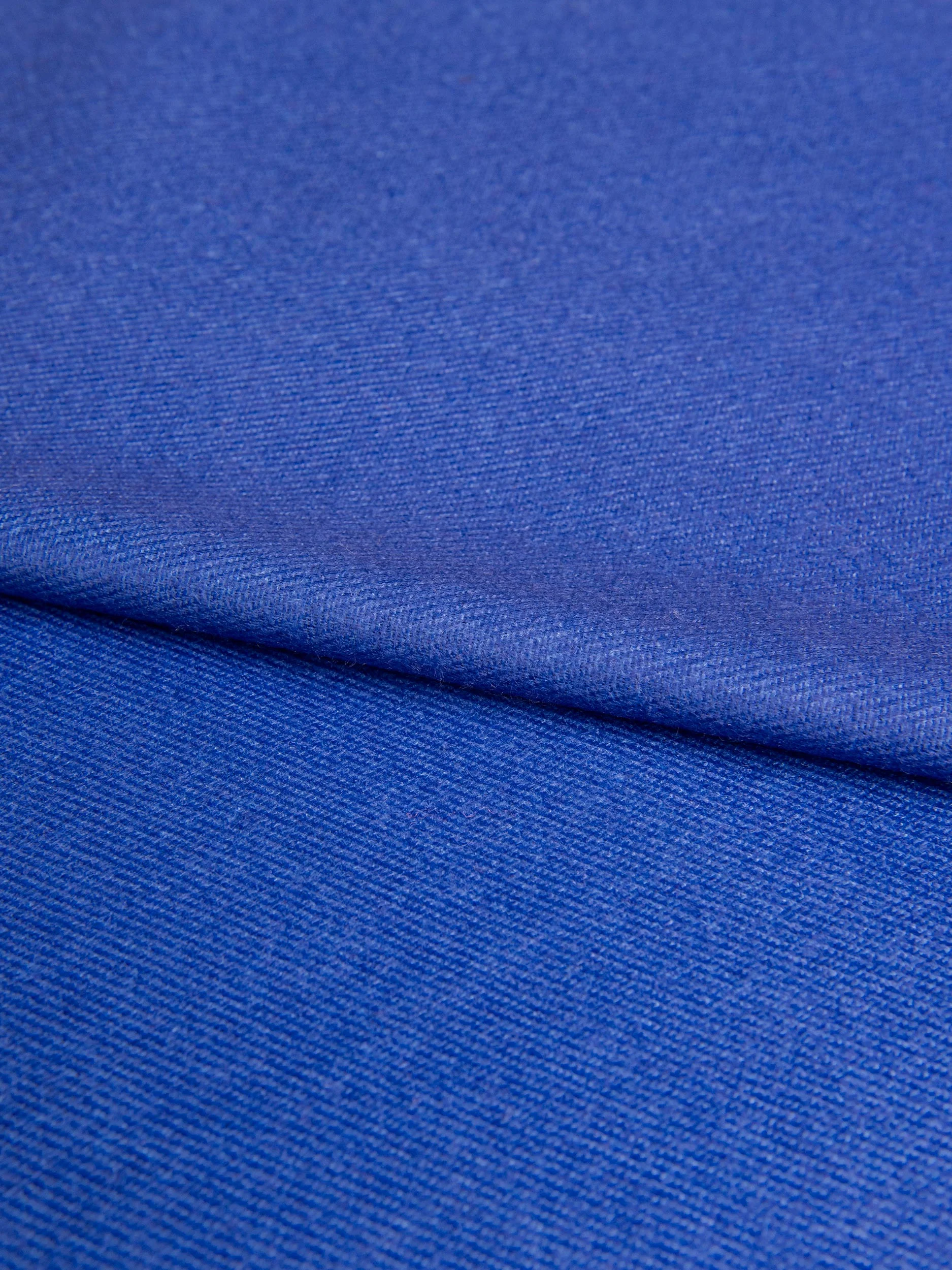 Two Tone Woolen Shawl - Image 3