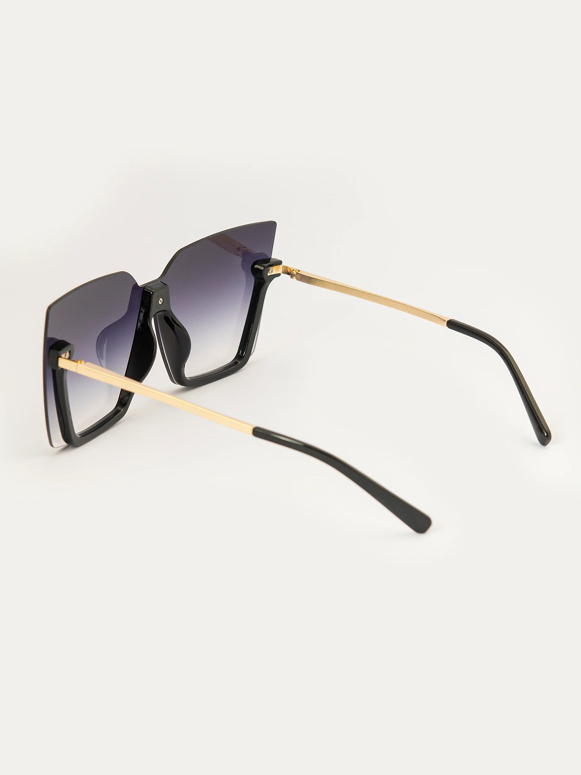 Square Sunglasses - Image 3