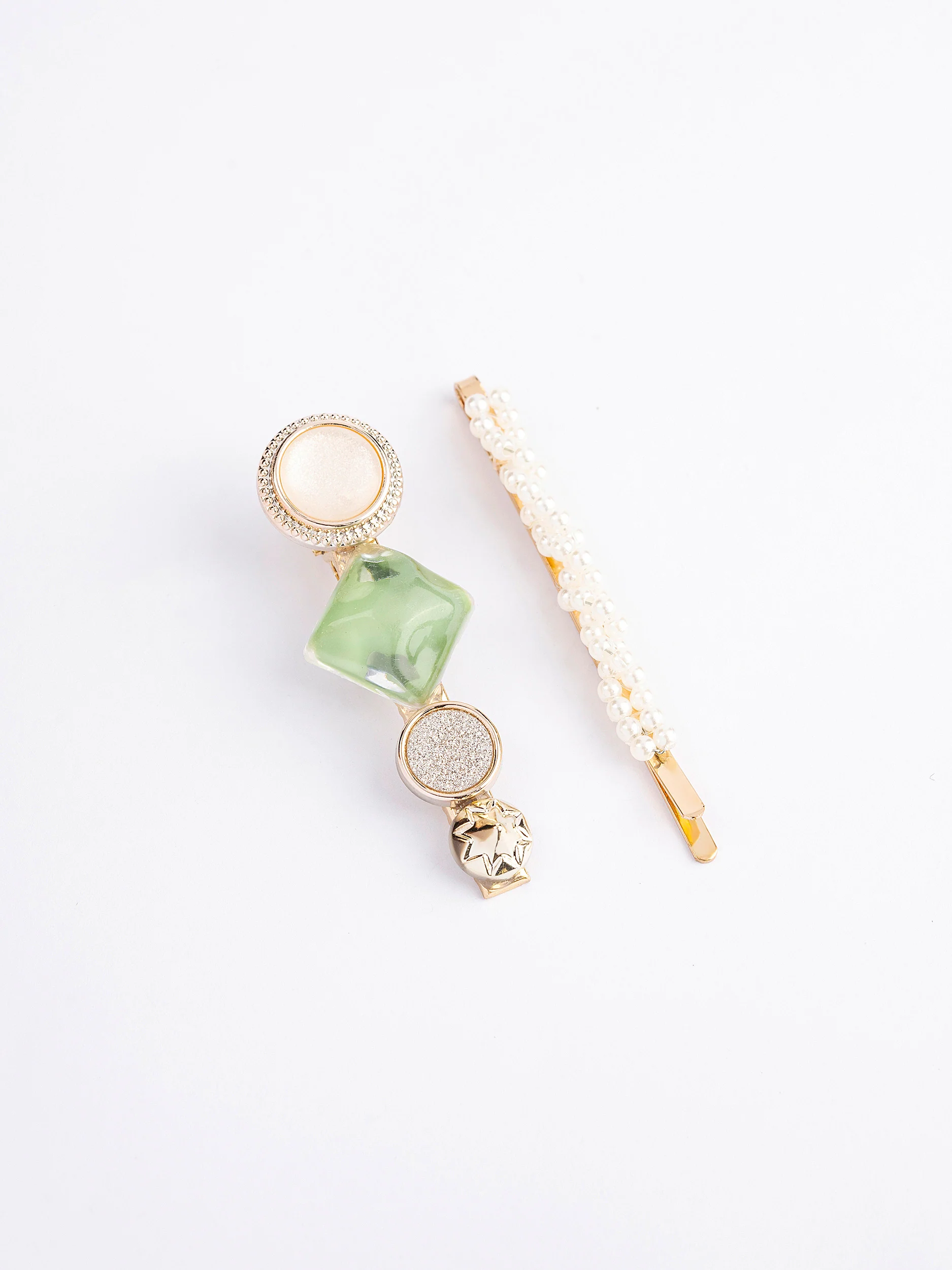 Embellished Hair Clip Set - Image 2
