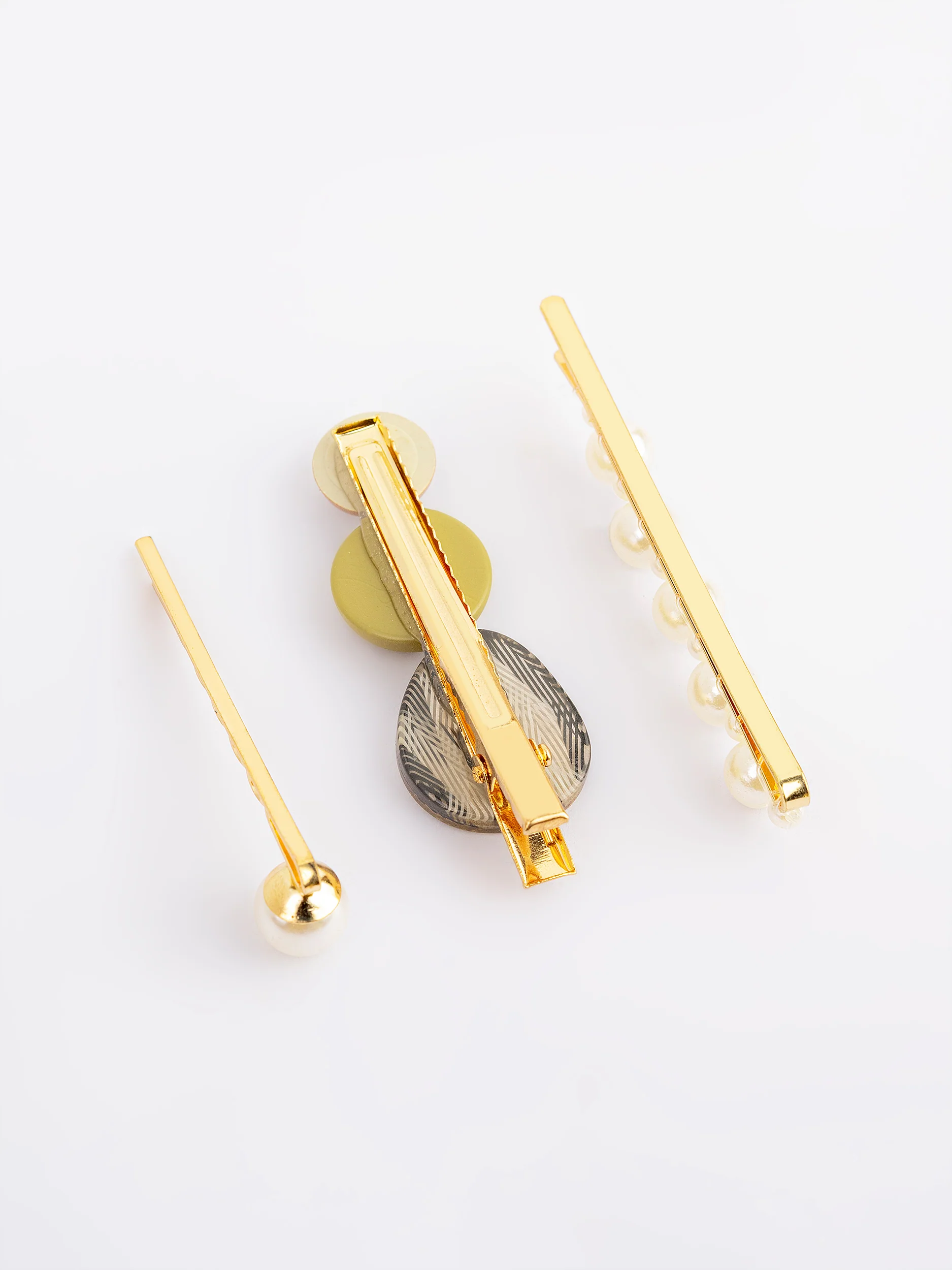 Embellished Hair Clip Set - Image 4