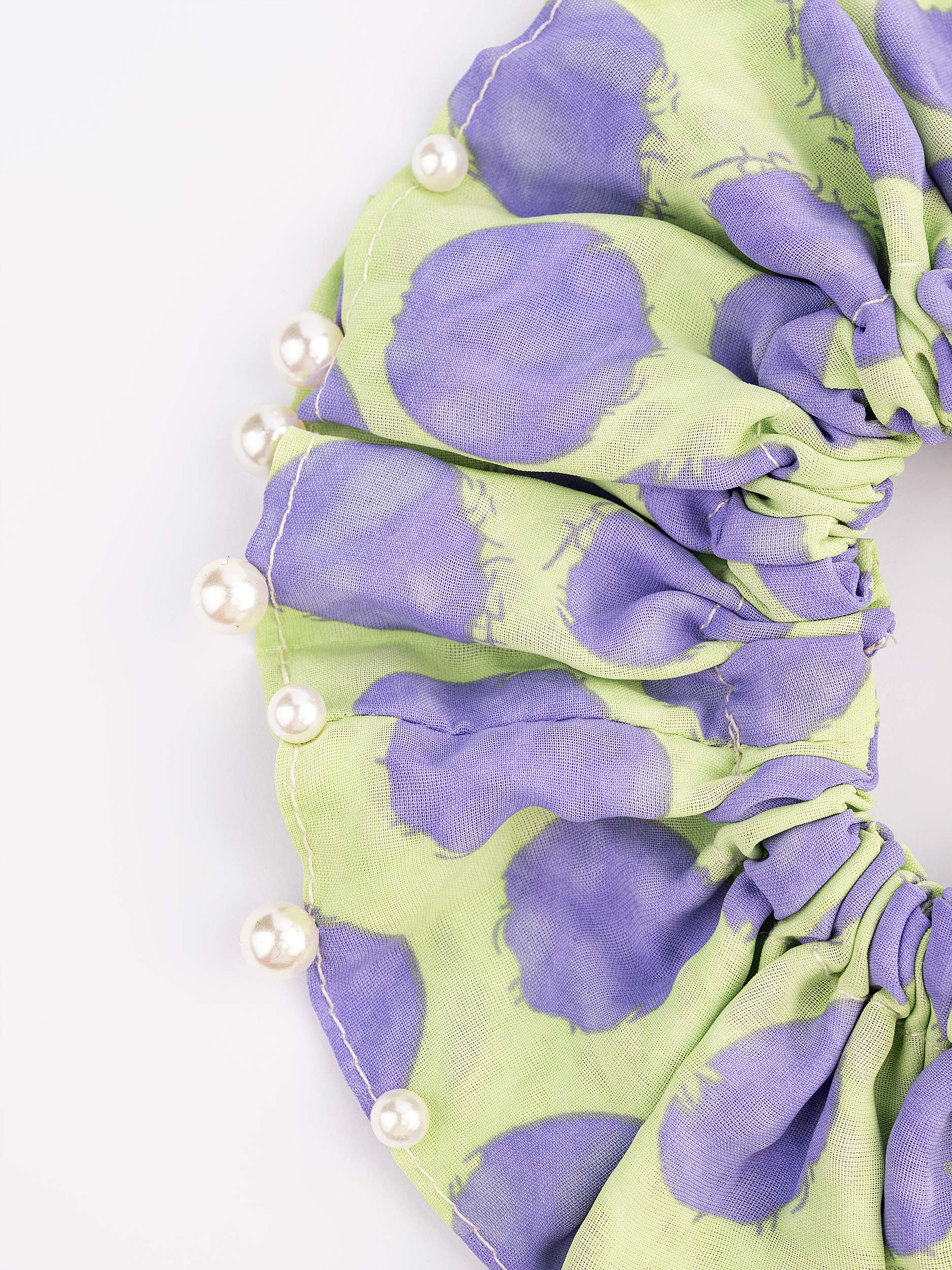 Pearl Embellished Printed Hair Tie - Image 2