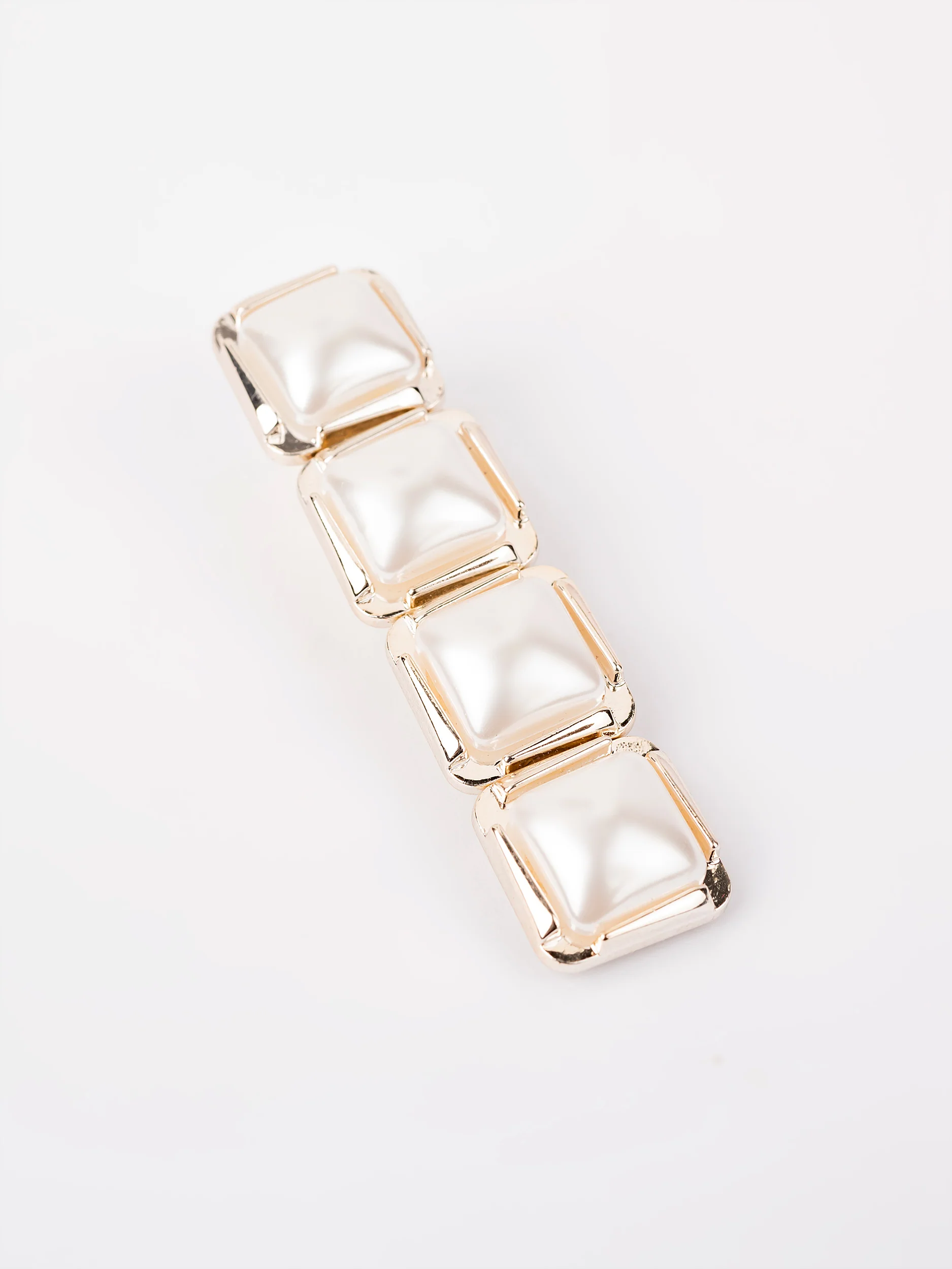 Pearl Embellished Hair Clips - Image 3