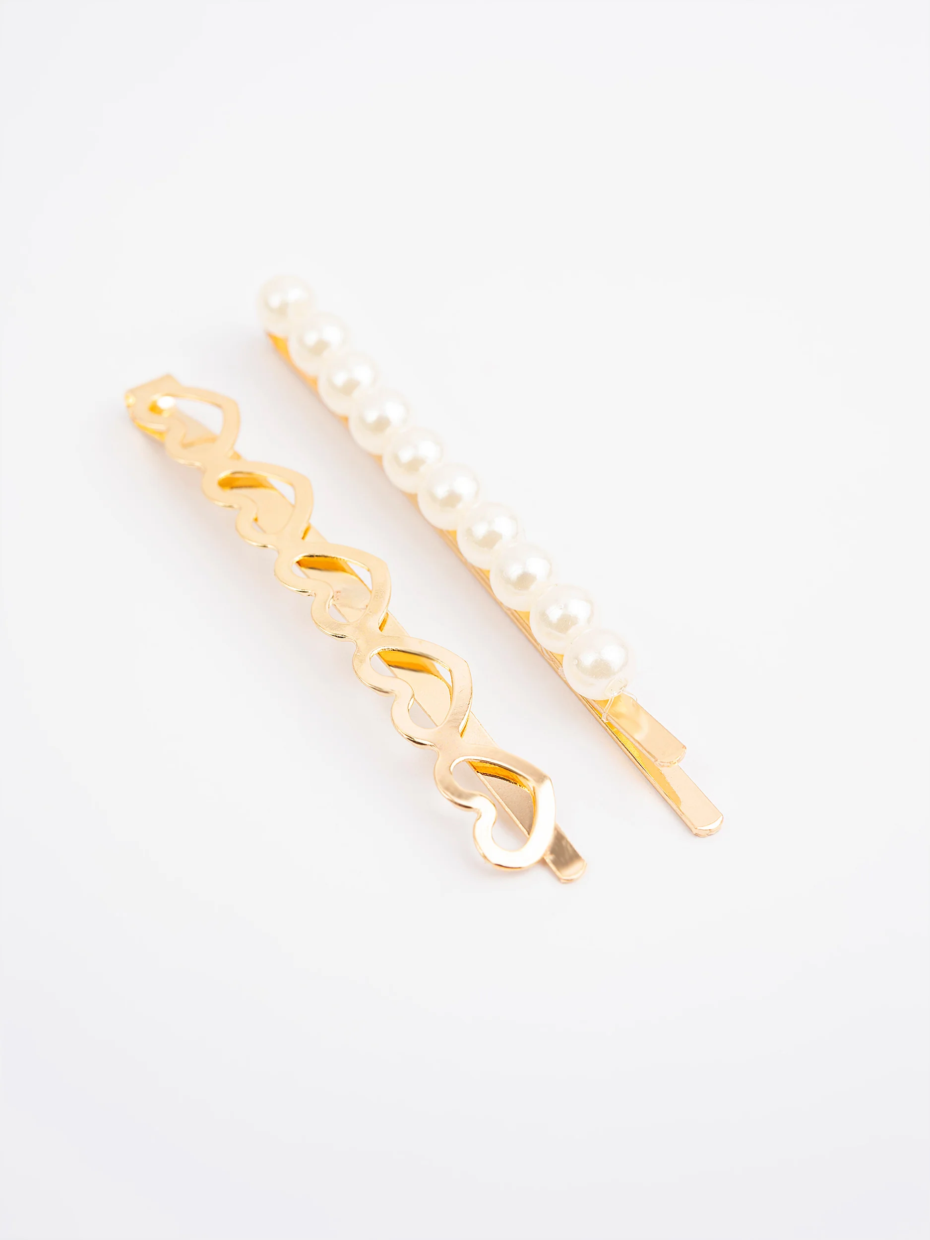 Stylish Hair Clips - Image 2