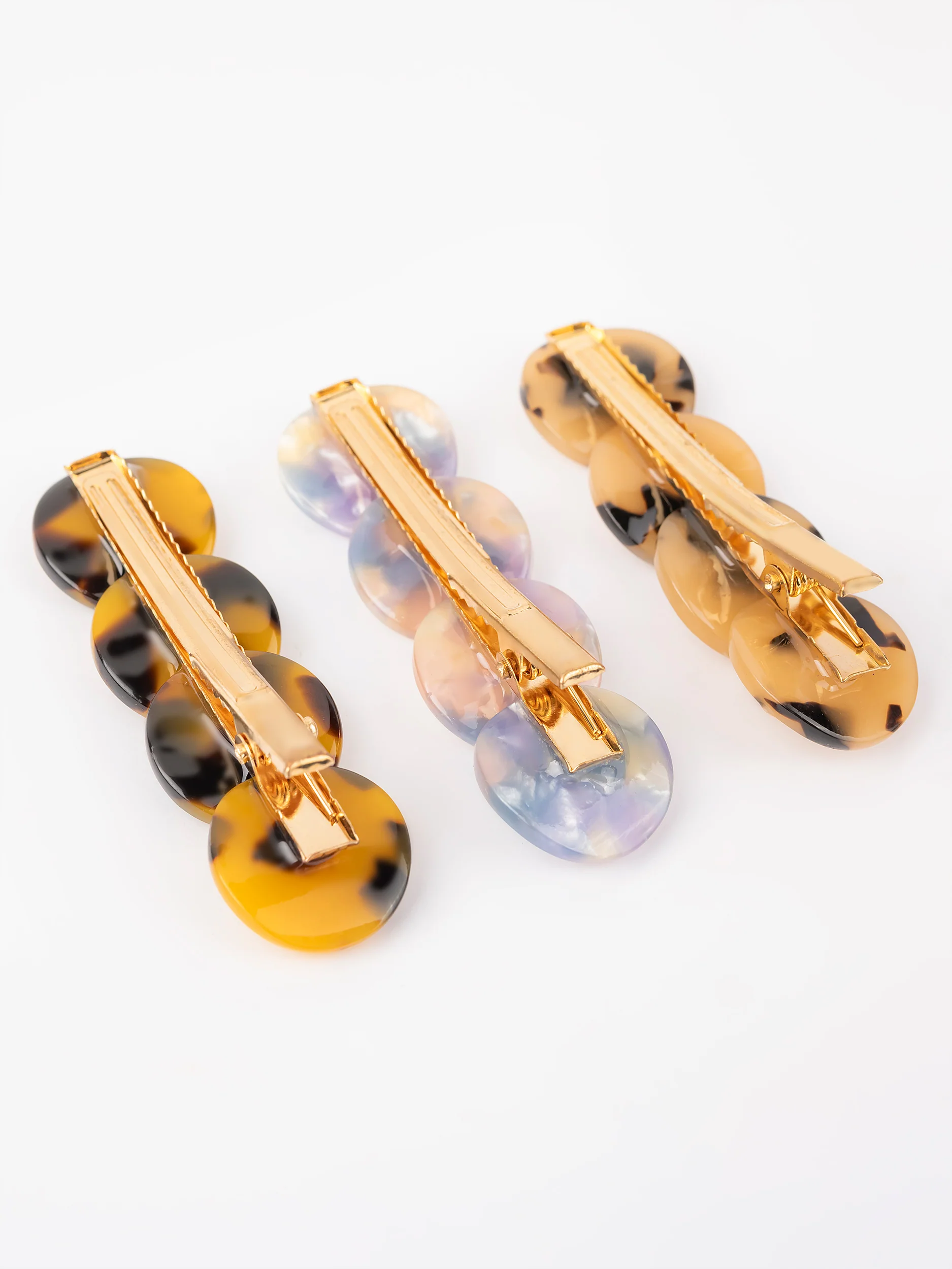 Circular Patterned Hair Clips - Image 3