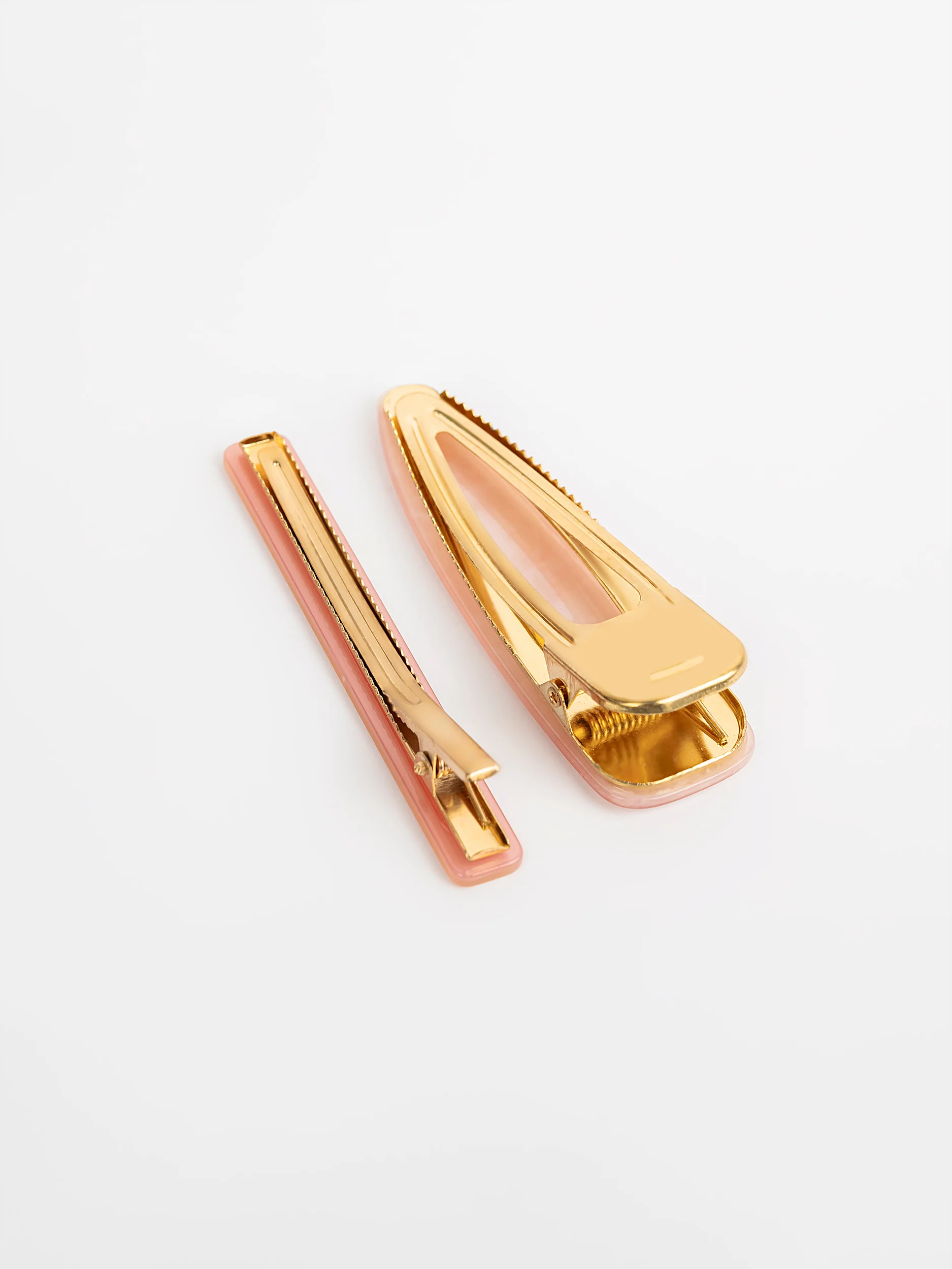 Classic Hair Clips - Image 4
