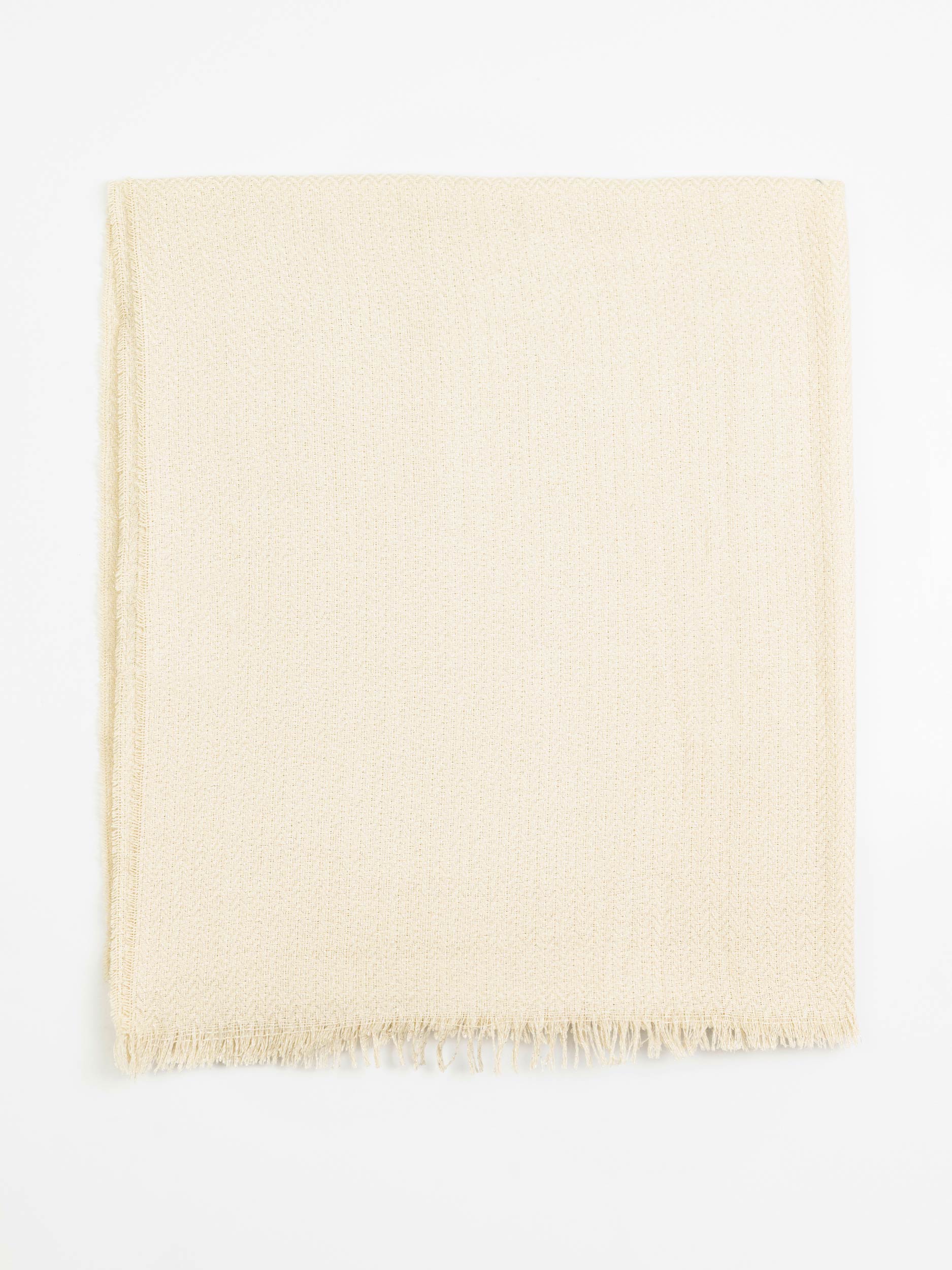 Blingy Woolen Shawl - Image 2