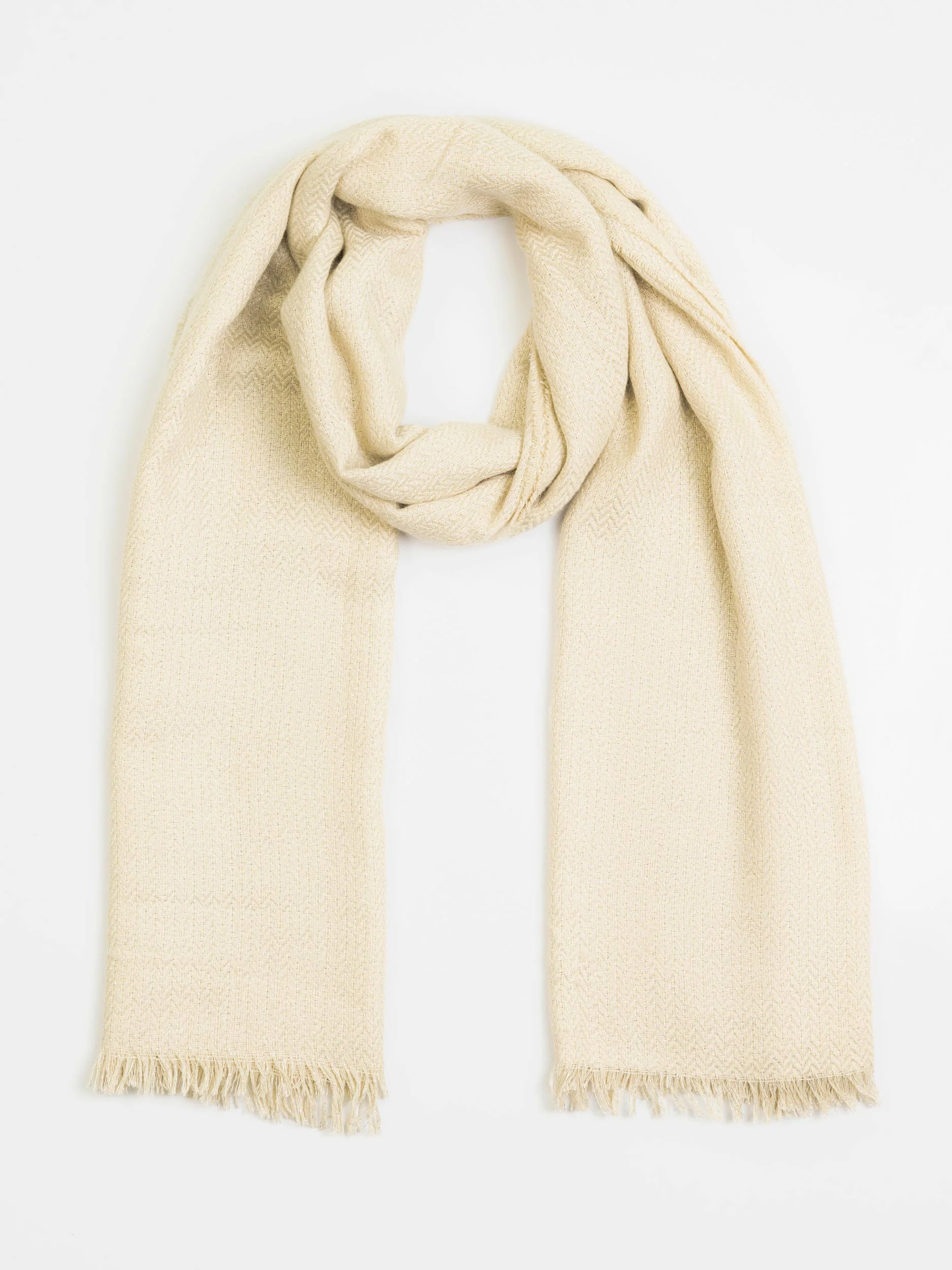 Blingy Woolen Shawl - Image 4