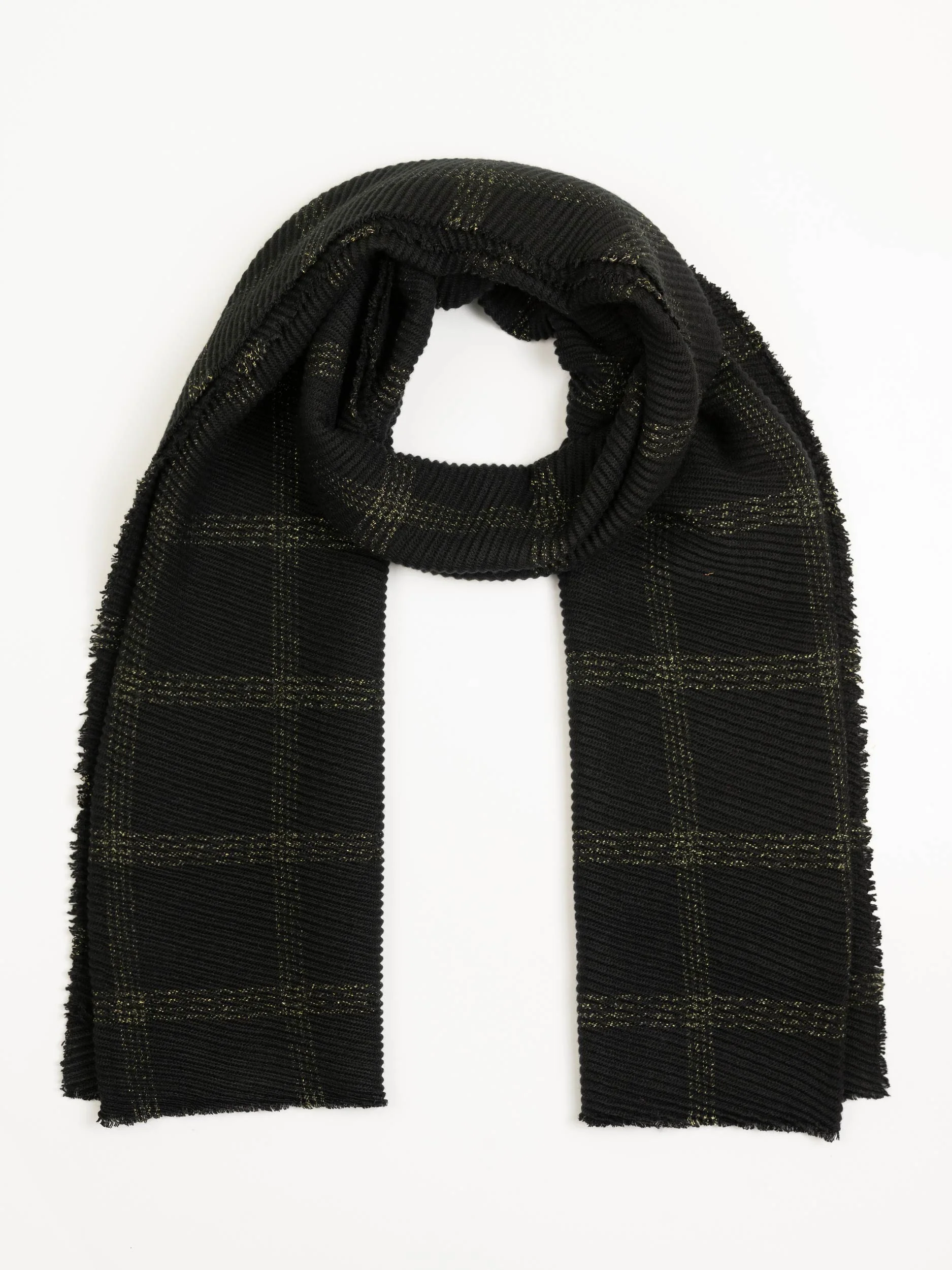 Pleated Woolen Shawl - Image 2