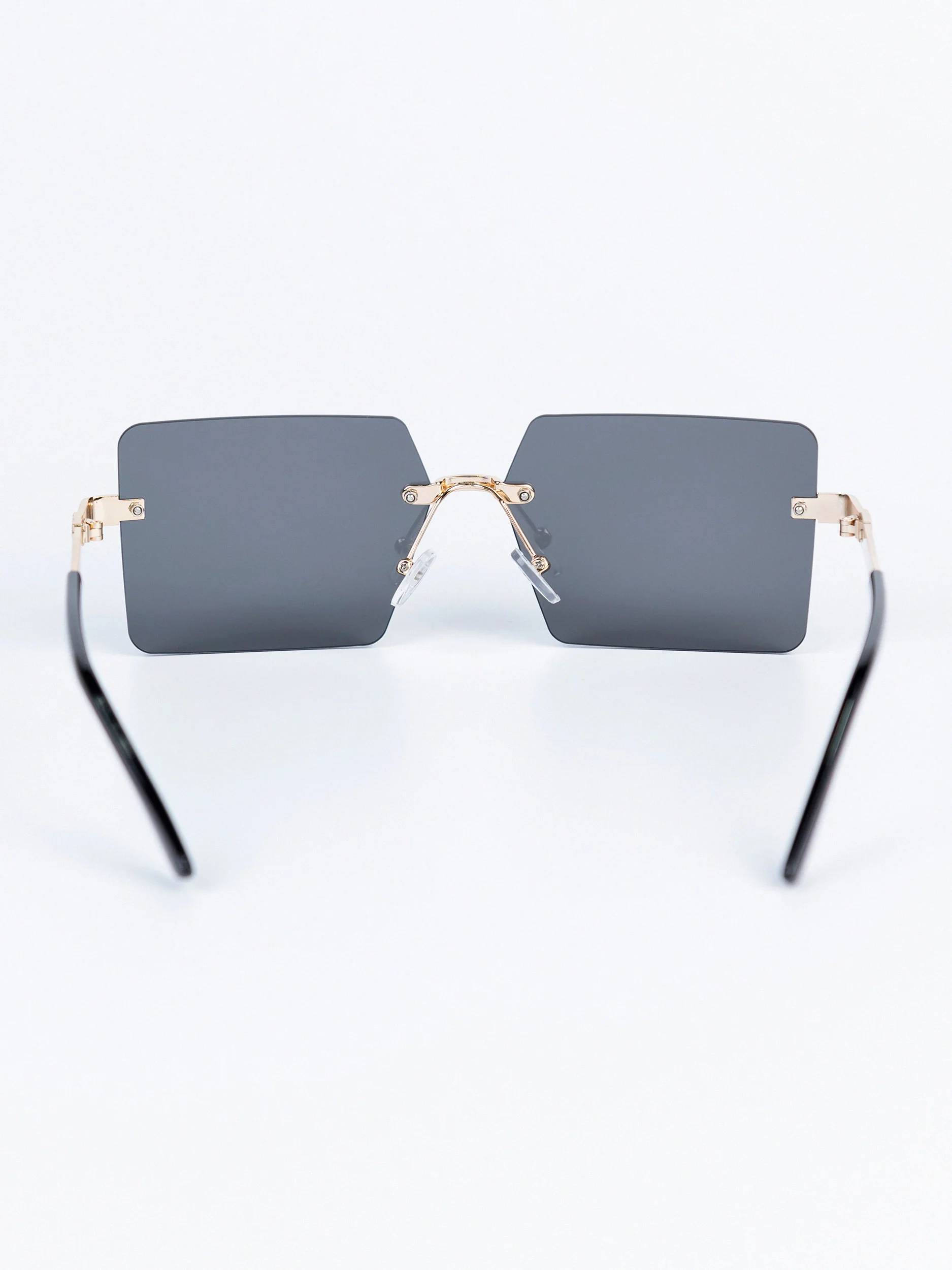 Irregular Sunglasses - Image 4
