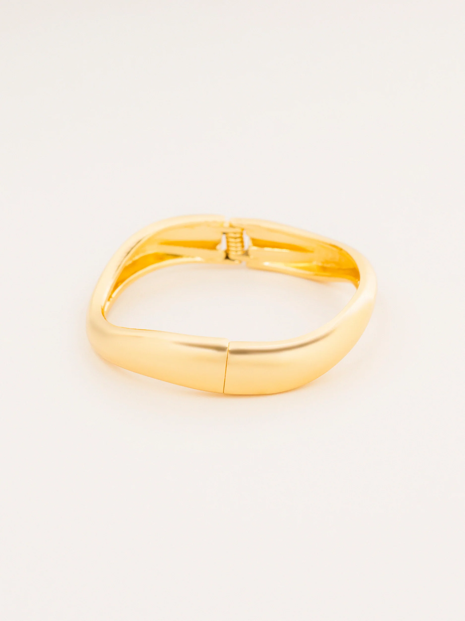 Solid Sleek Bracelet - Image 3