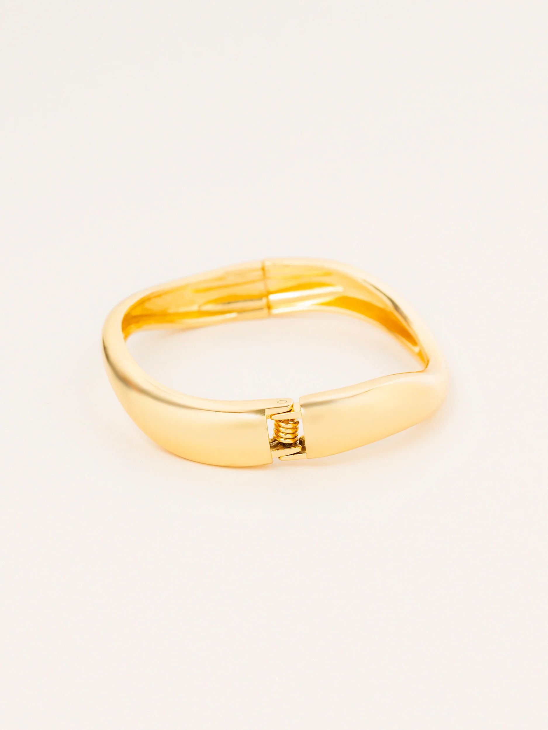 Solid Sleek Bracelet - Image 4