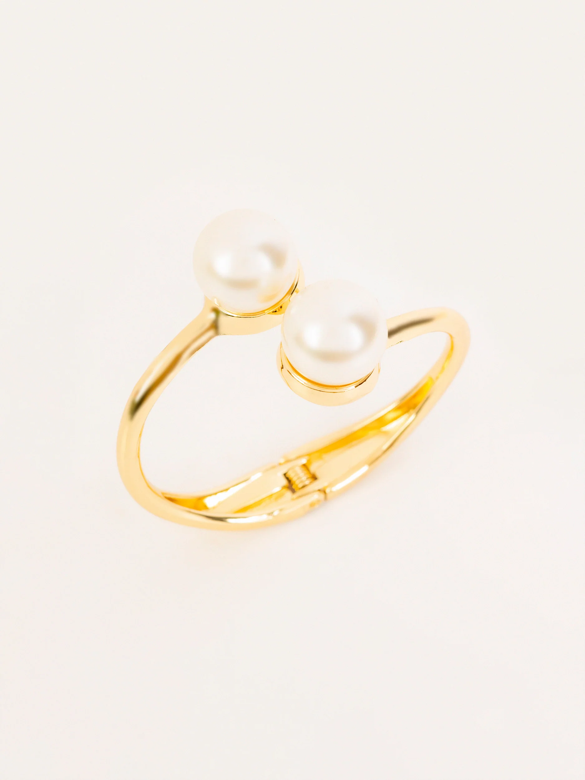 Pearl Hinge Bracelet - Image 3