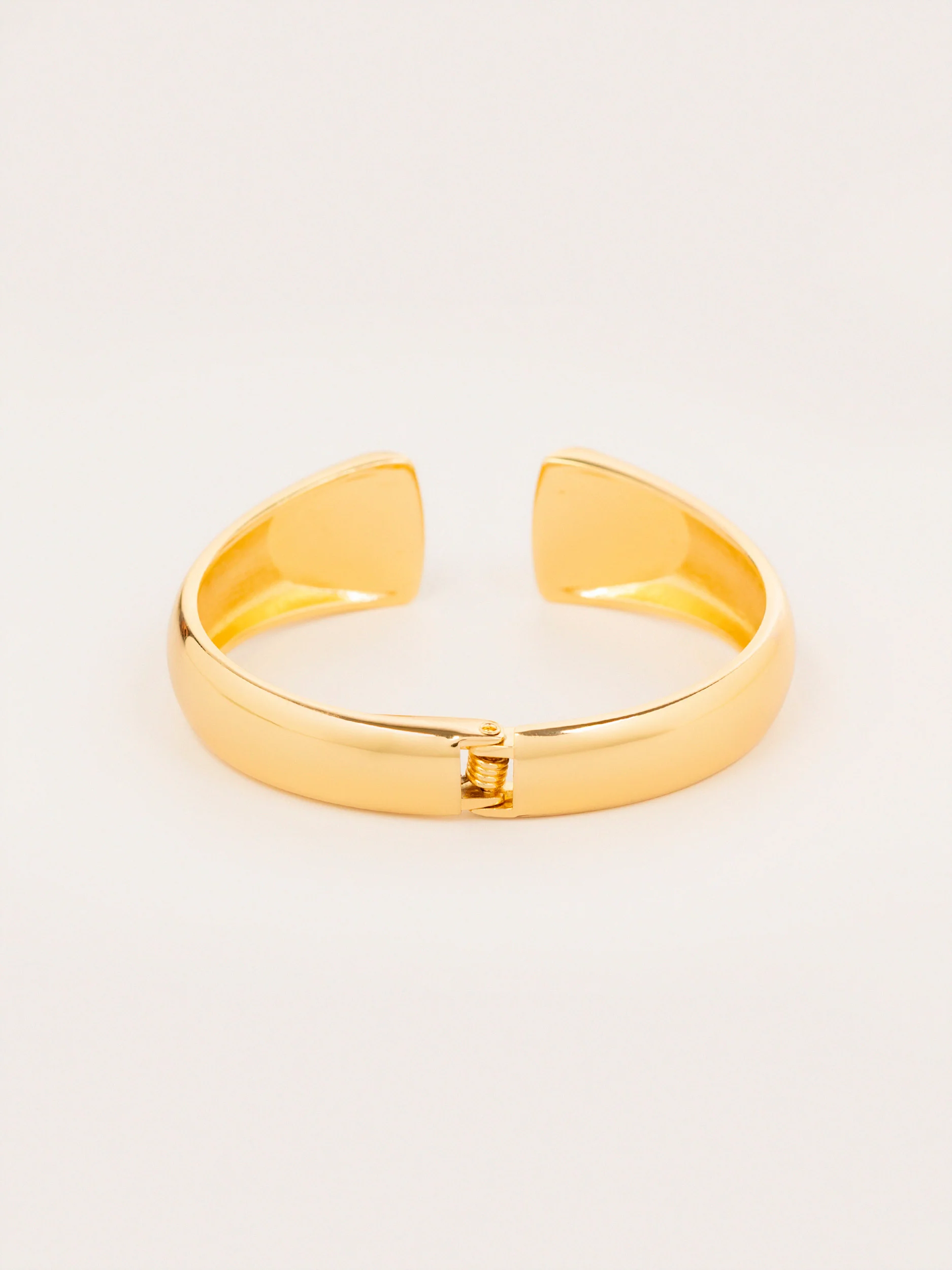 Cutout Open Bracelet - Image 4