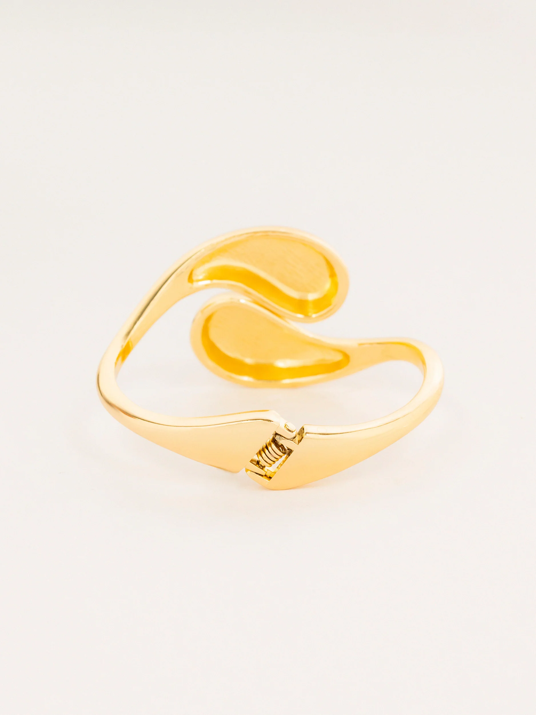 Fluid Cuff Bracelet - Image 4