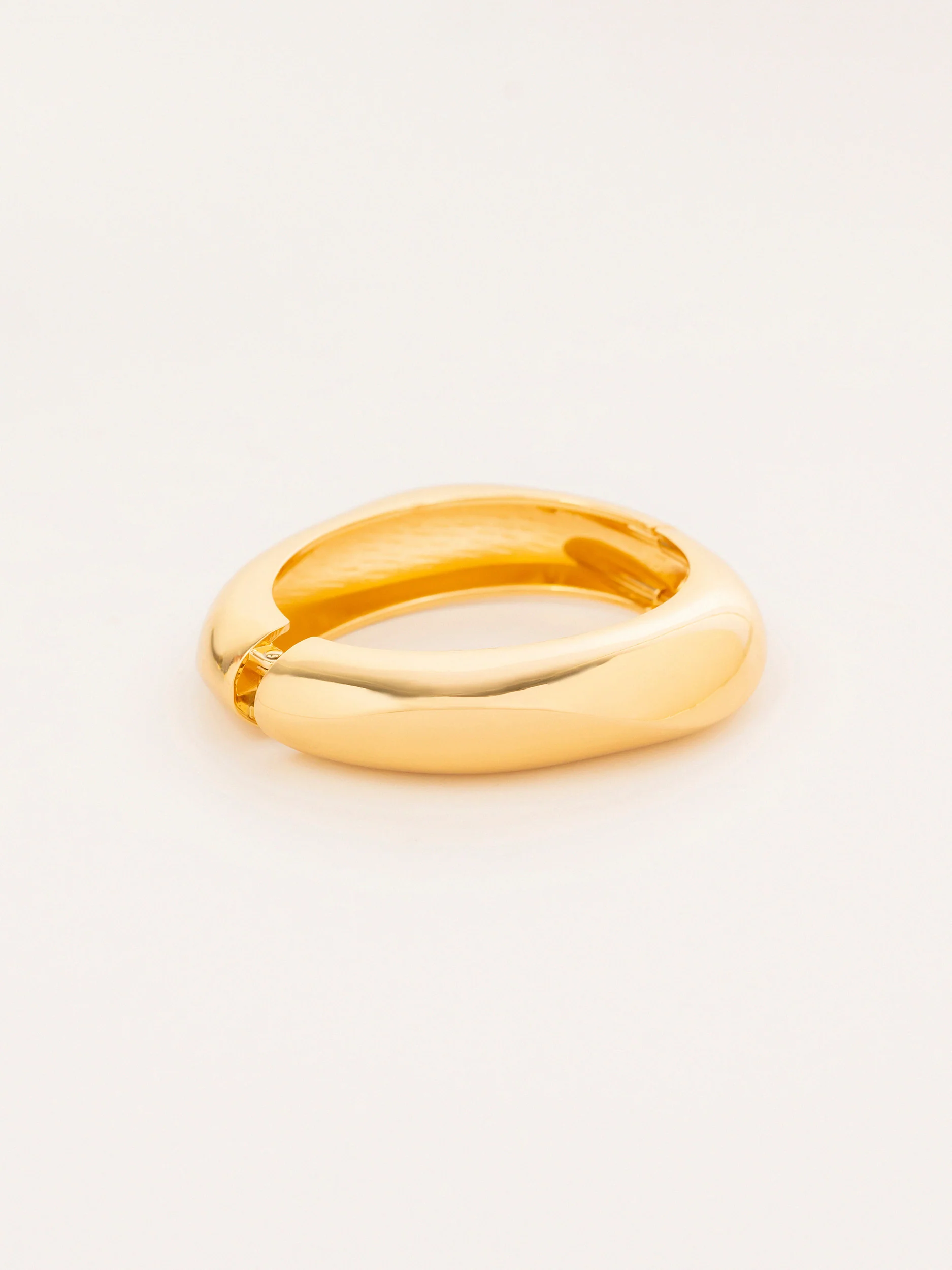 Bold Twist Bracelet - Image 3