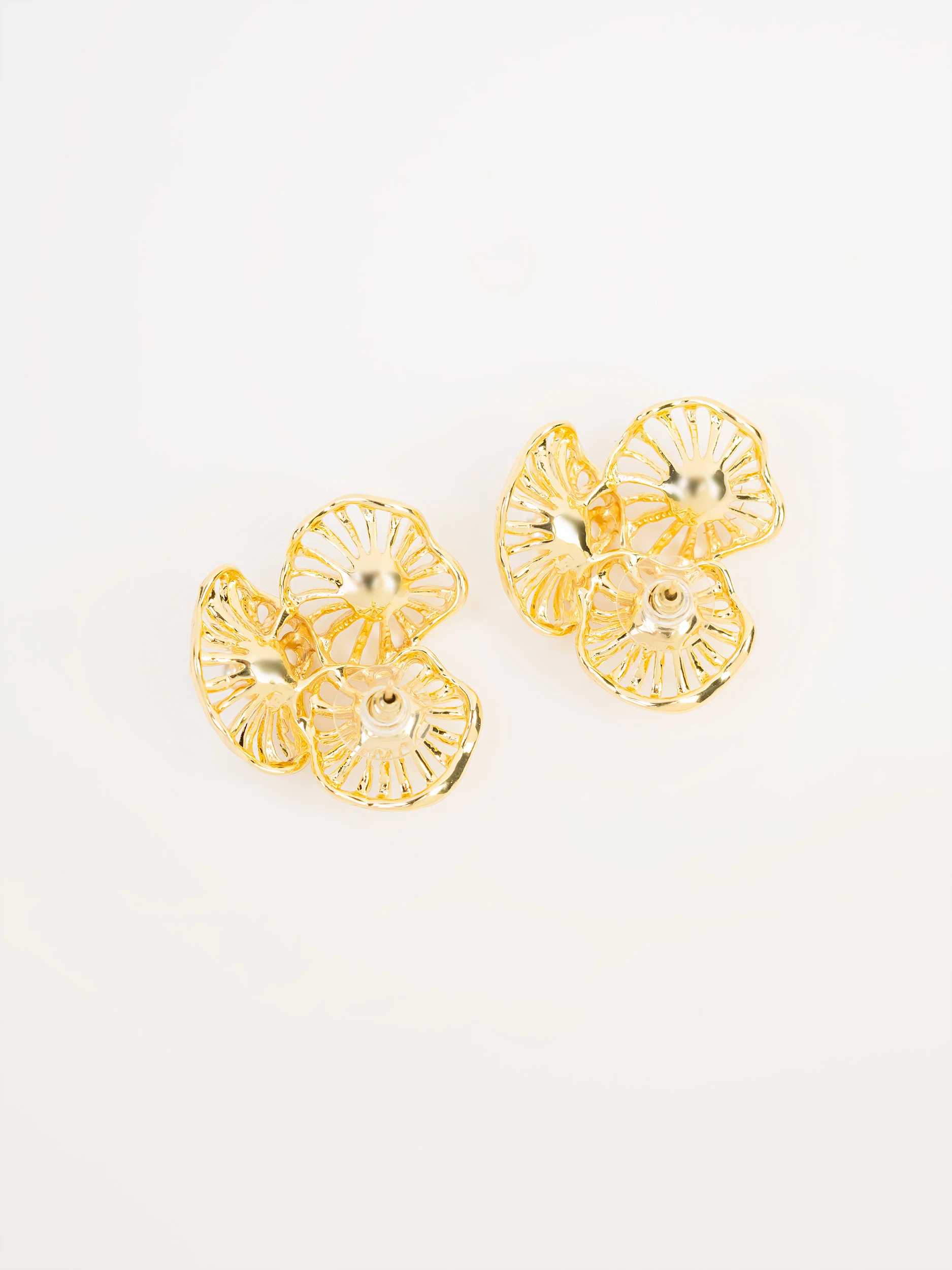 Floral Pearl Earrings - Image 3