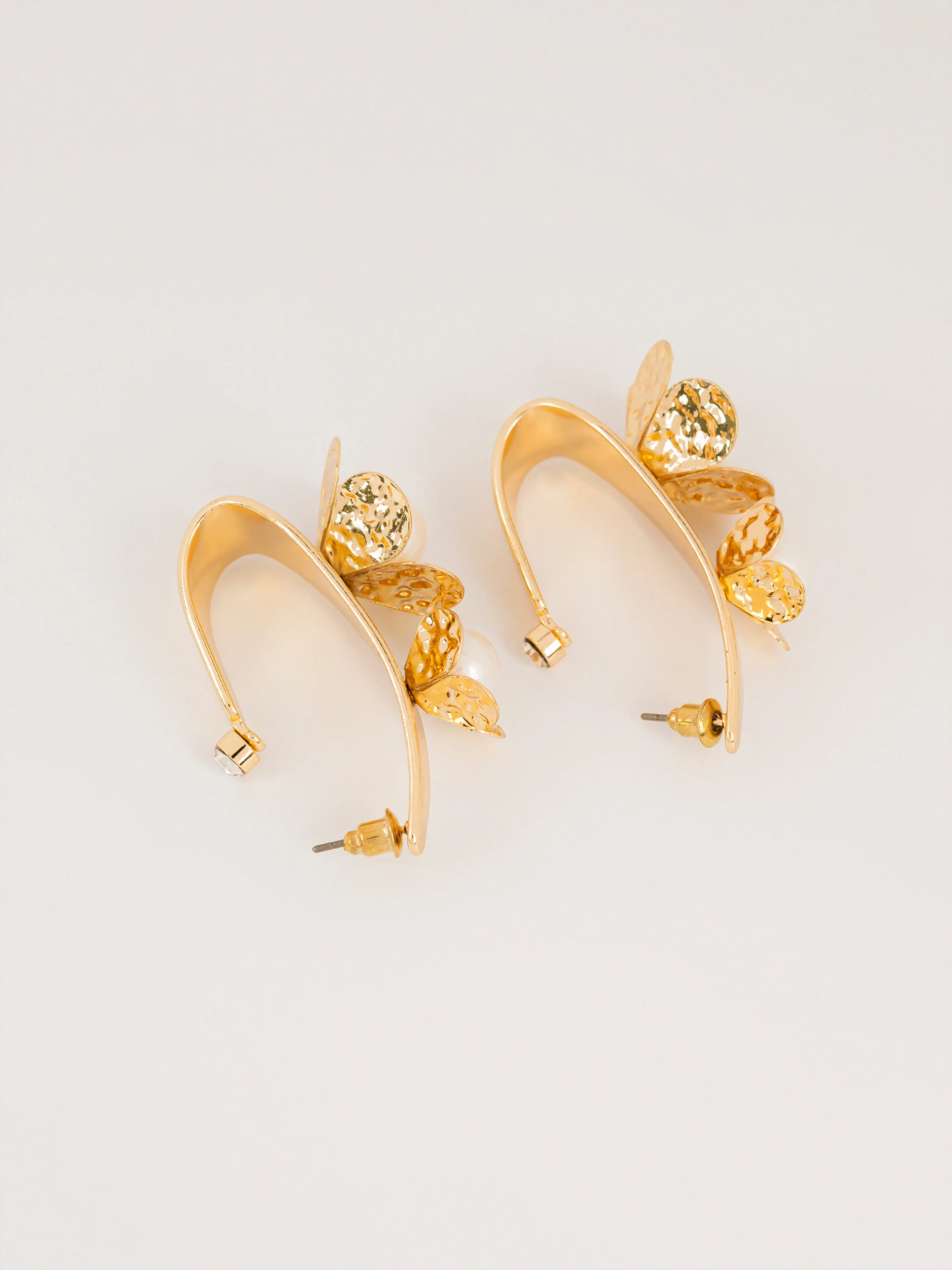 Vintage Floral Earrings - Image 2