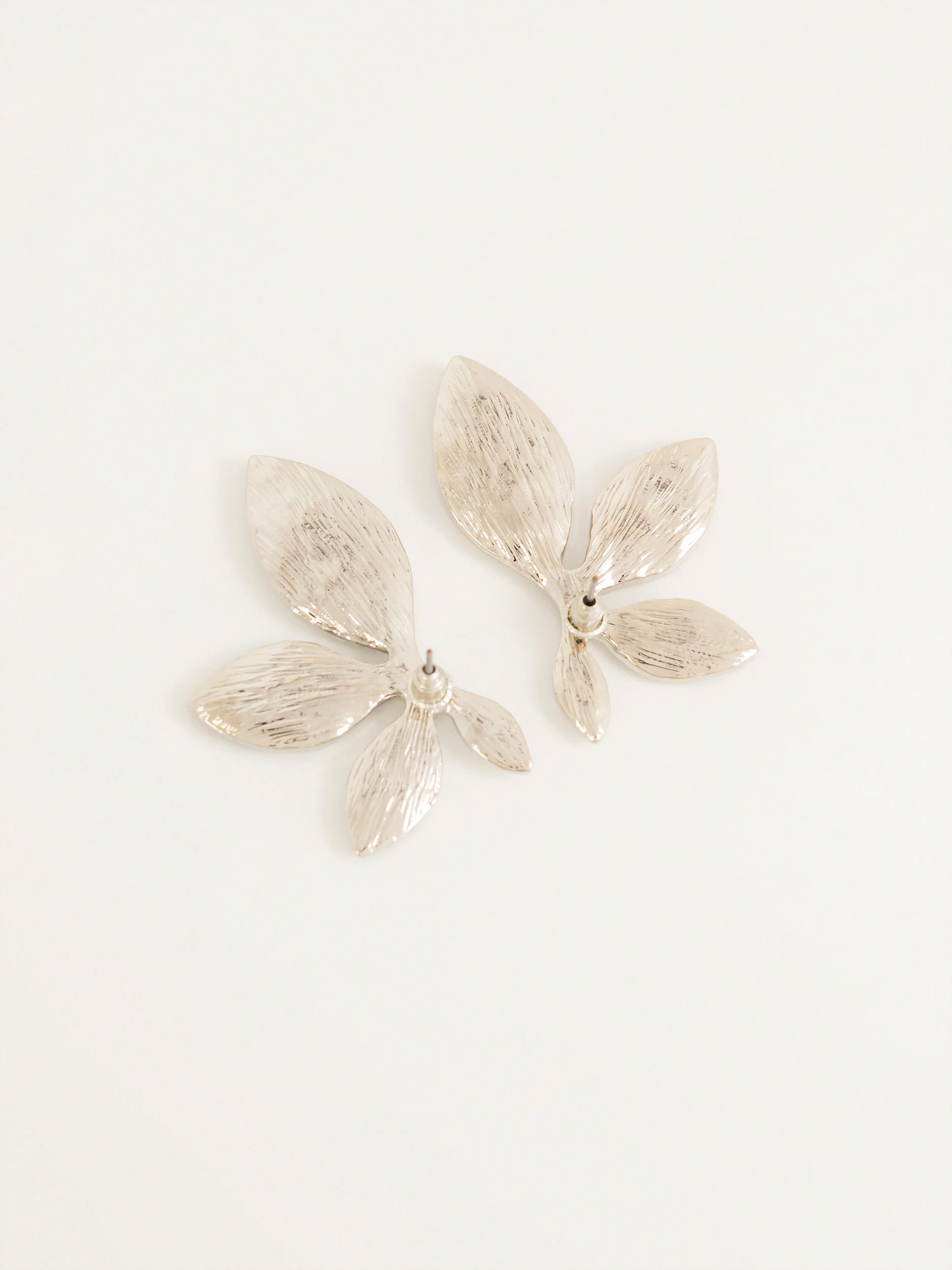 Leaf Pattern Earrings - Image 2