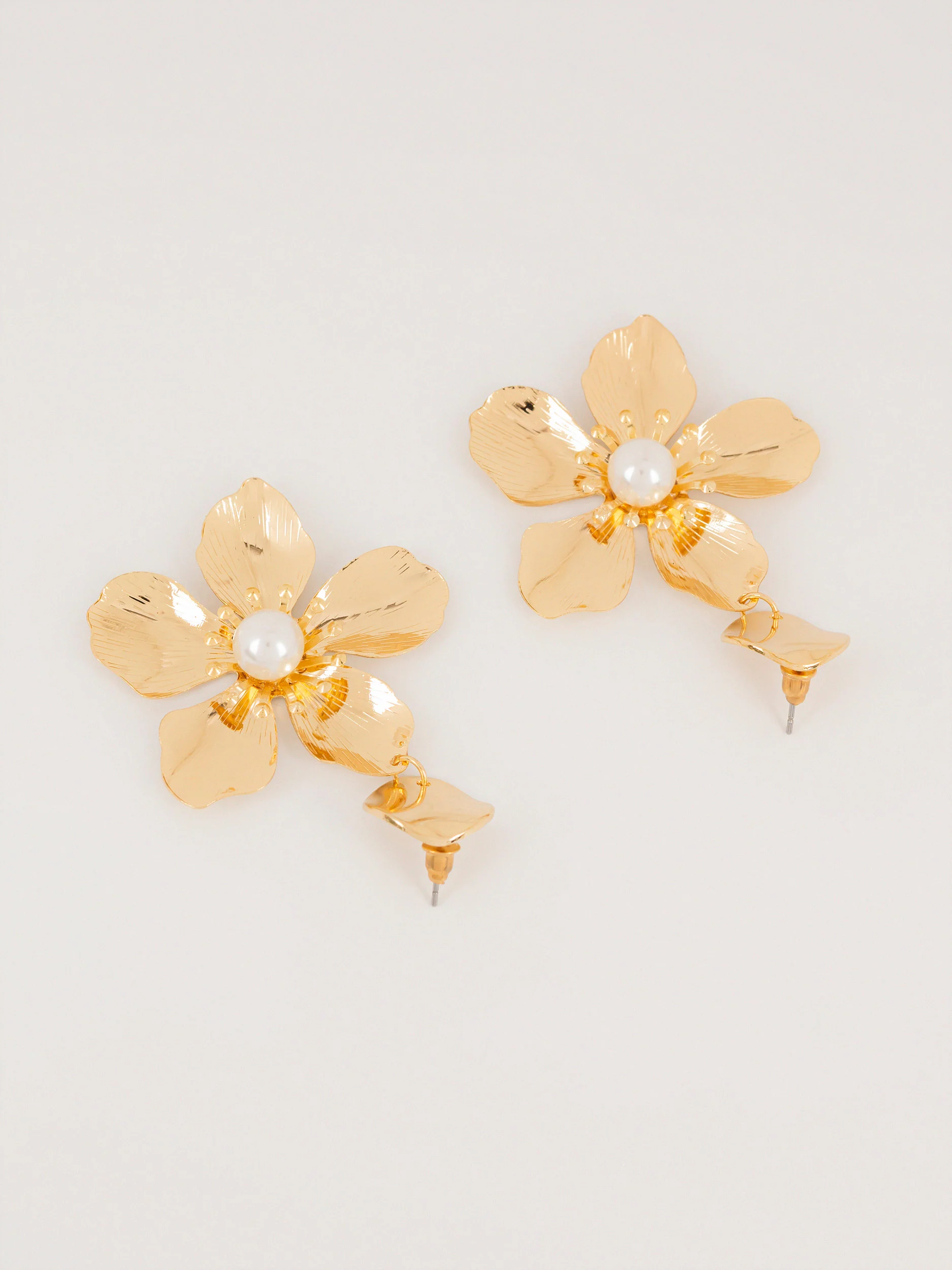 Floral Pearl Earrings - Image 2