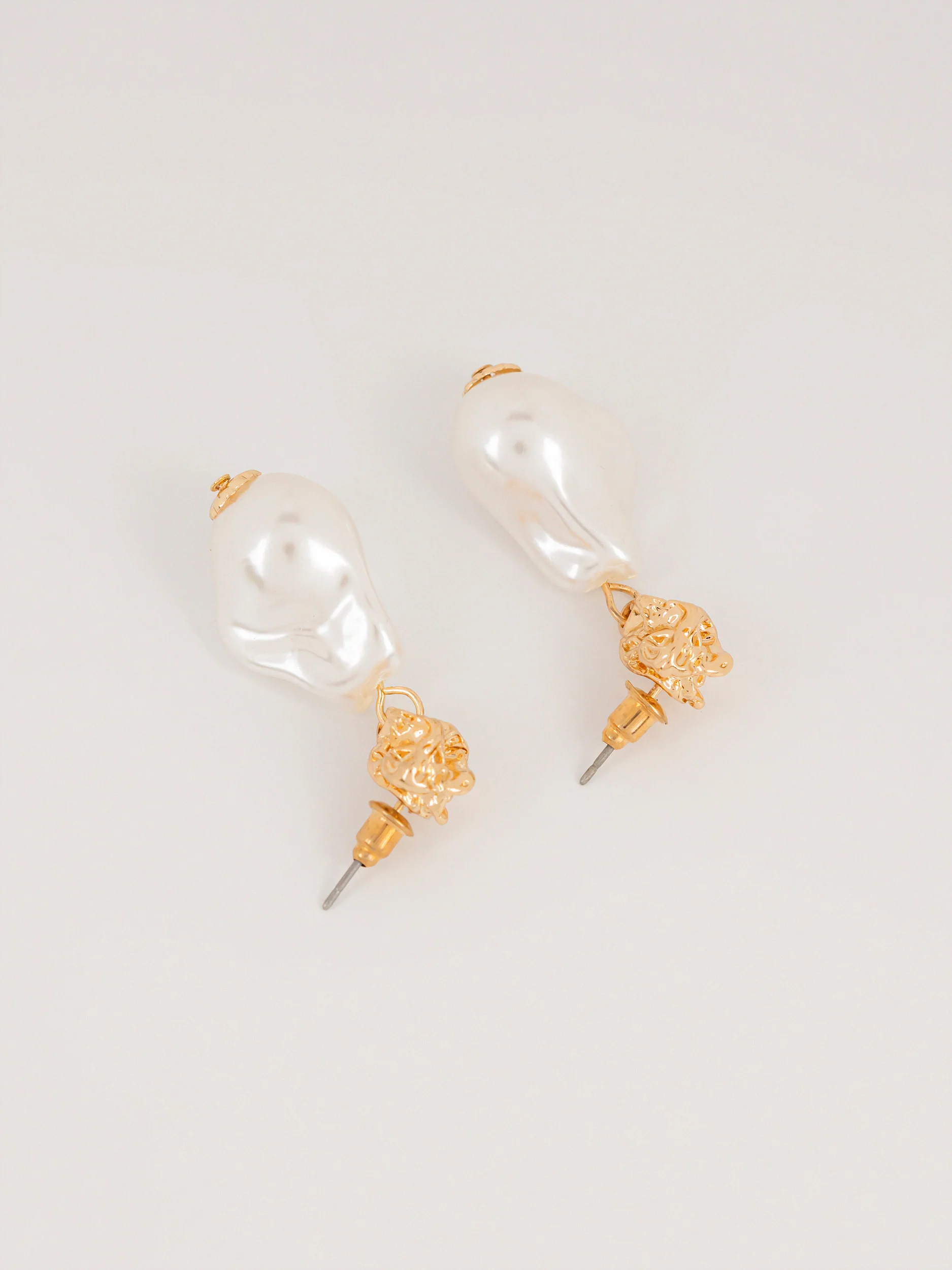 Pearl Drop Earring - Image 2